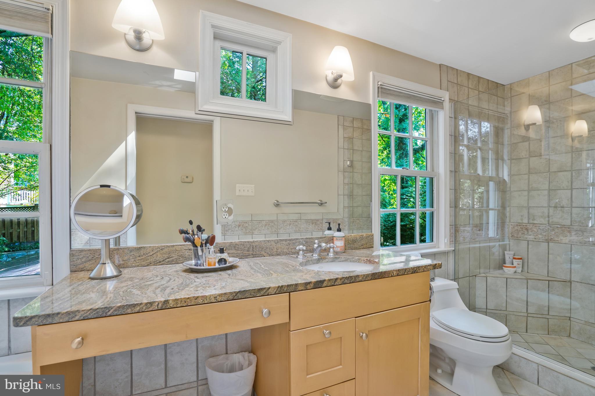 CRESTON - Residential