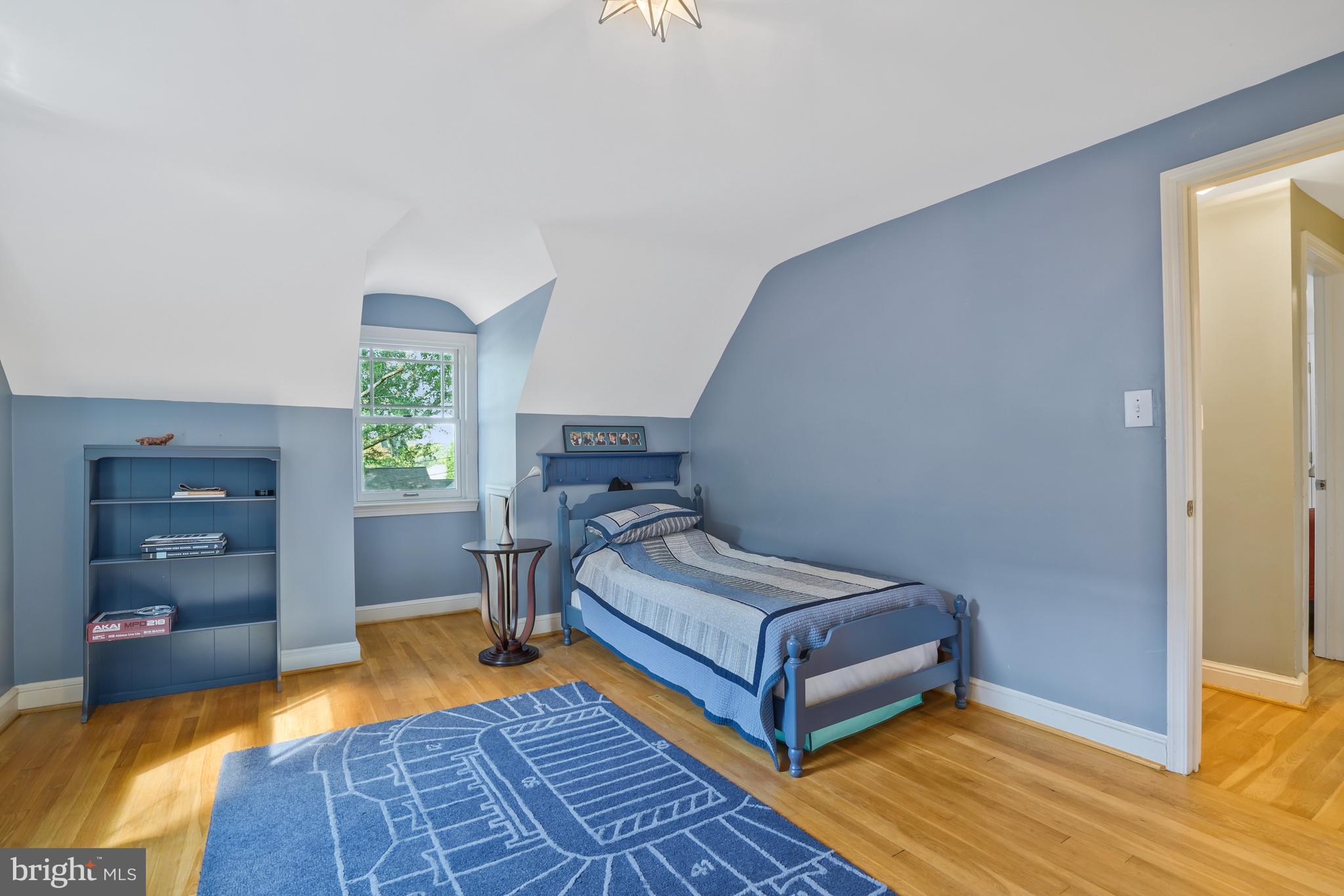 CRESTON - Residential