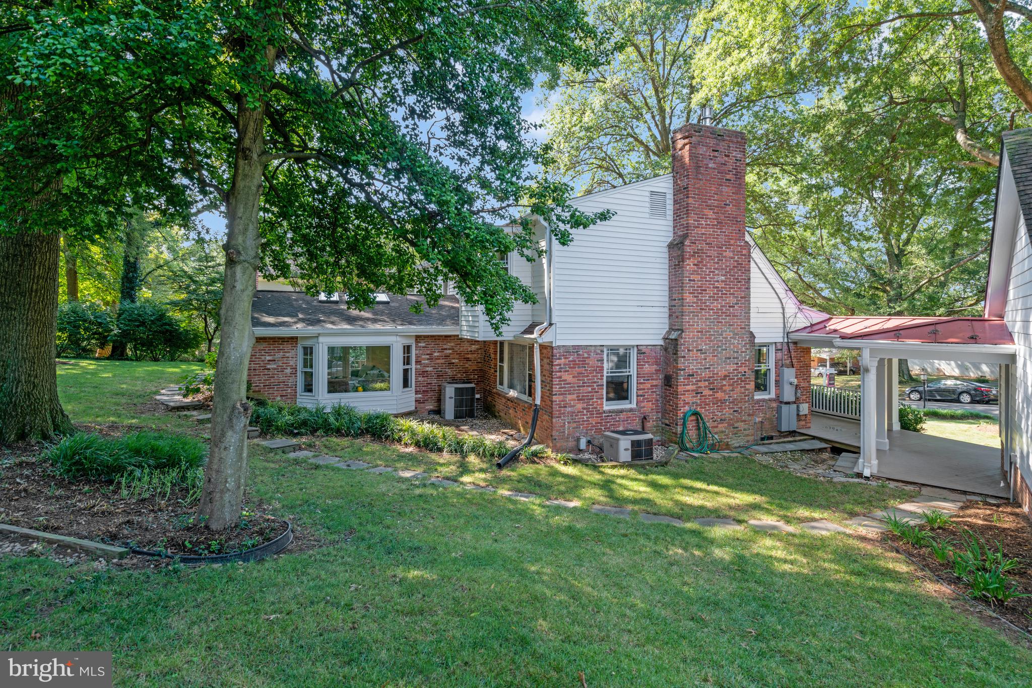 CRESTON - Residential