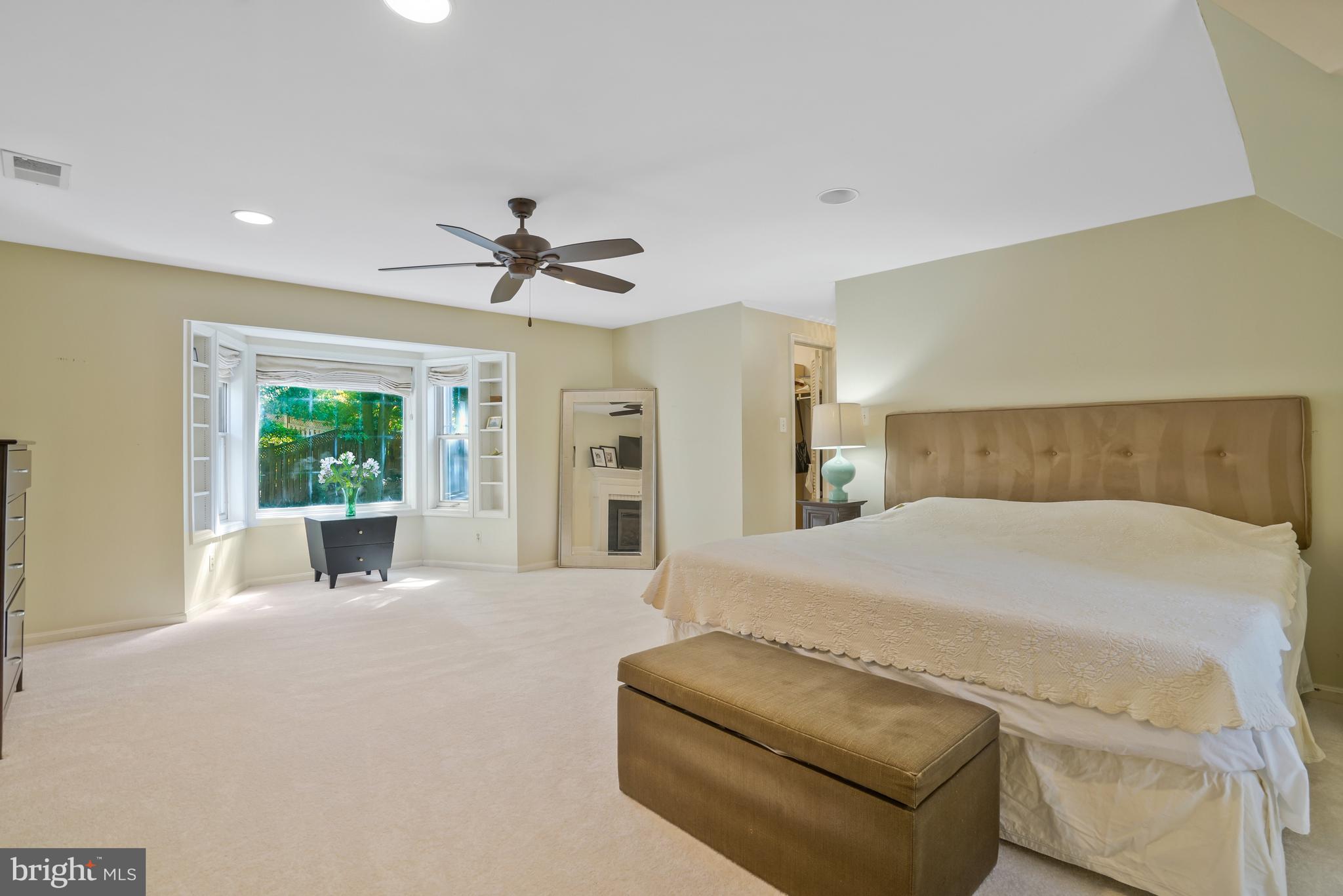 CRESTON - Residential