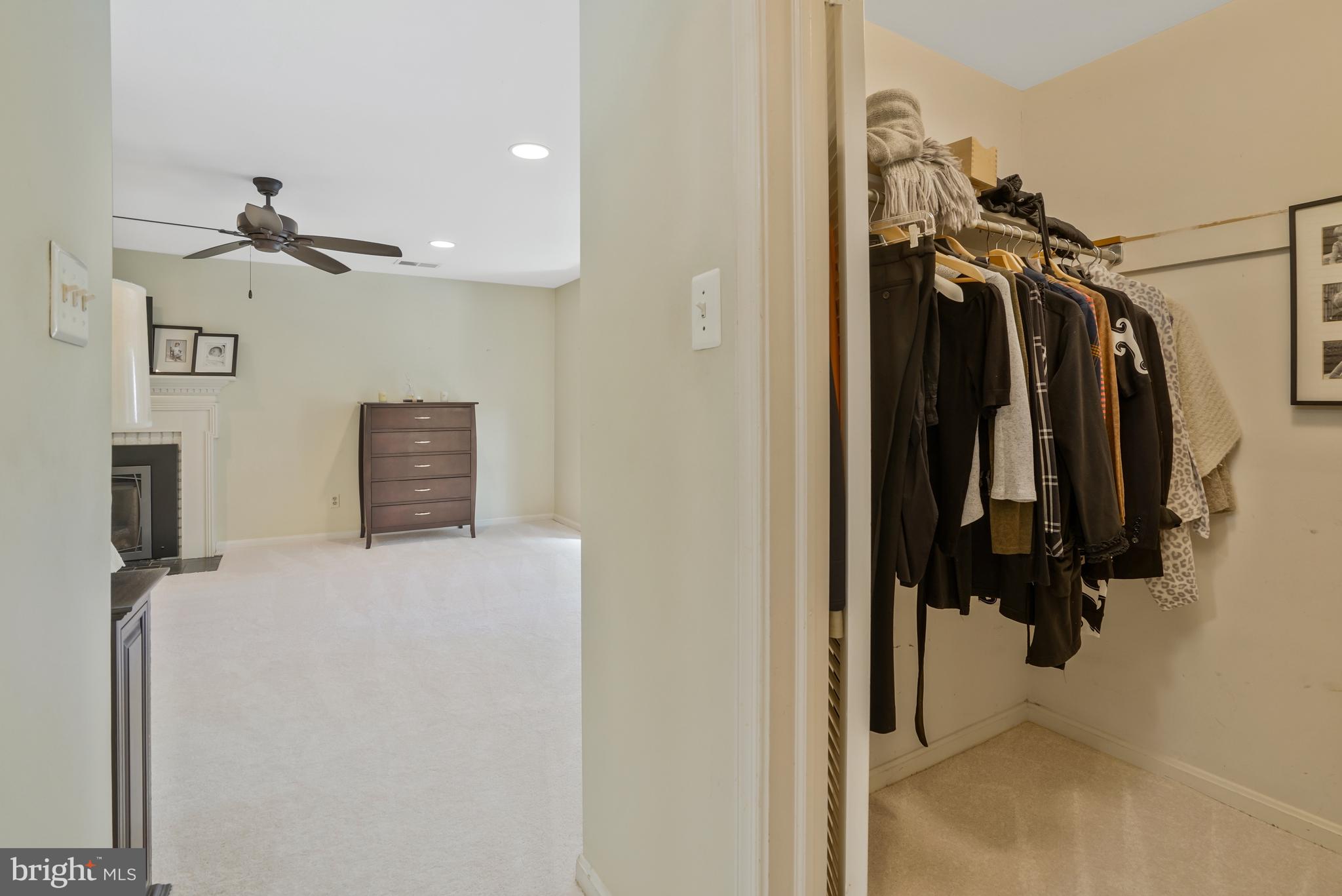 CRESTON - Residential