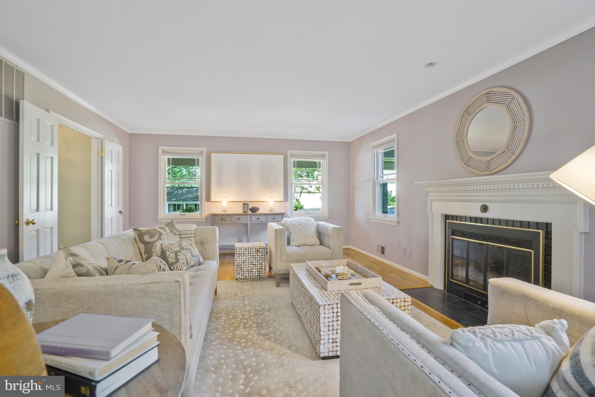 CRESTON - Residential