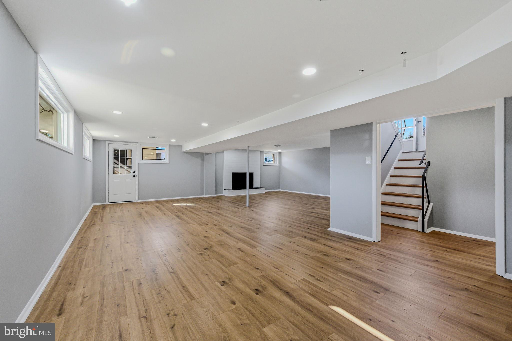 GREEN ACRES - Residential