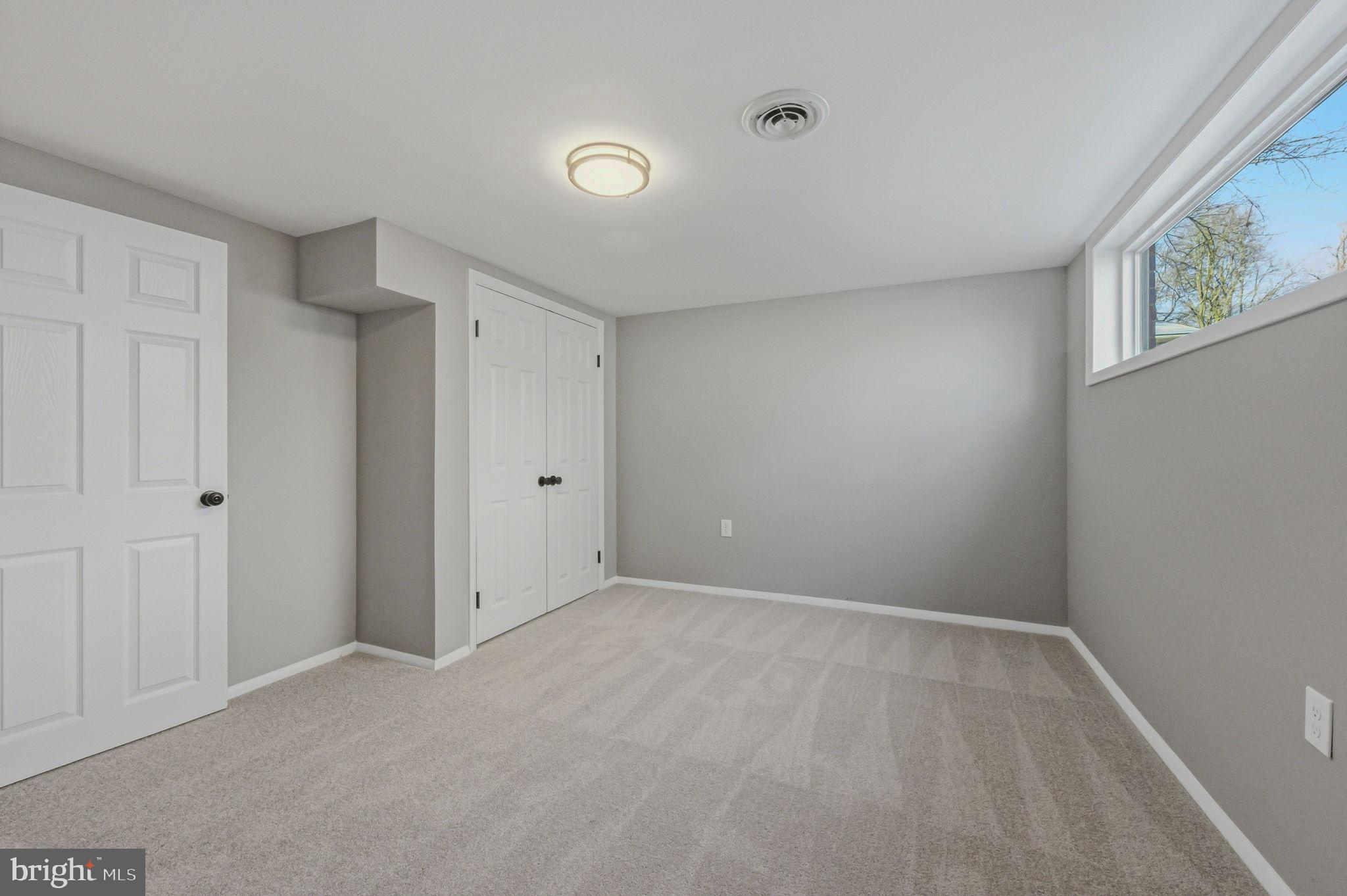 GREEN ACRES - Residential