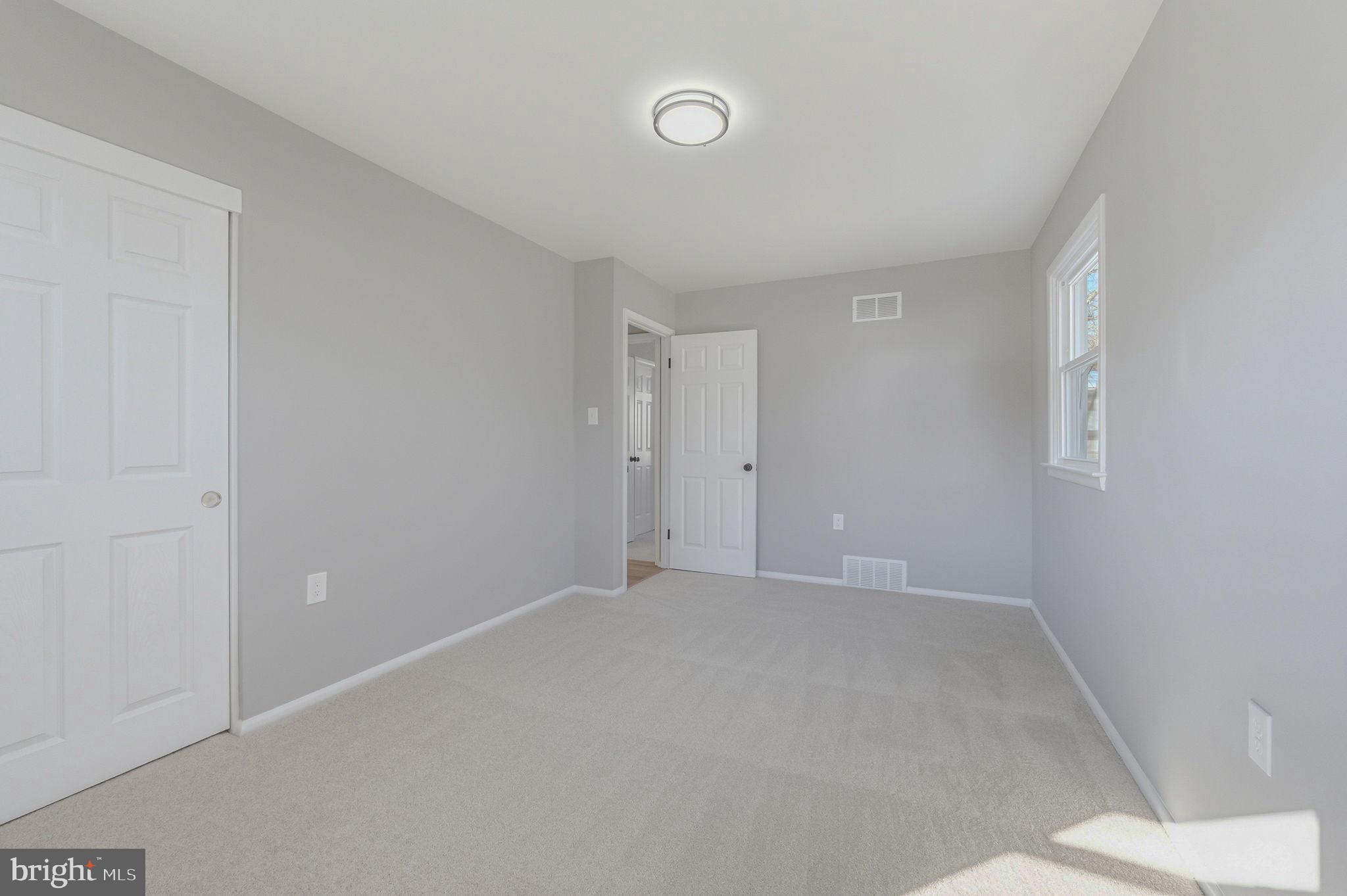 GREEN ACRES - Residential