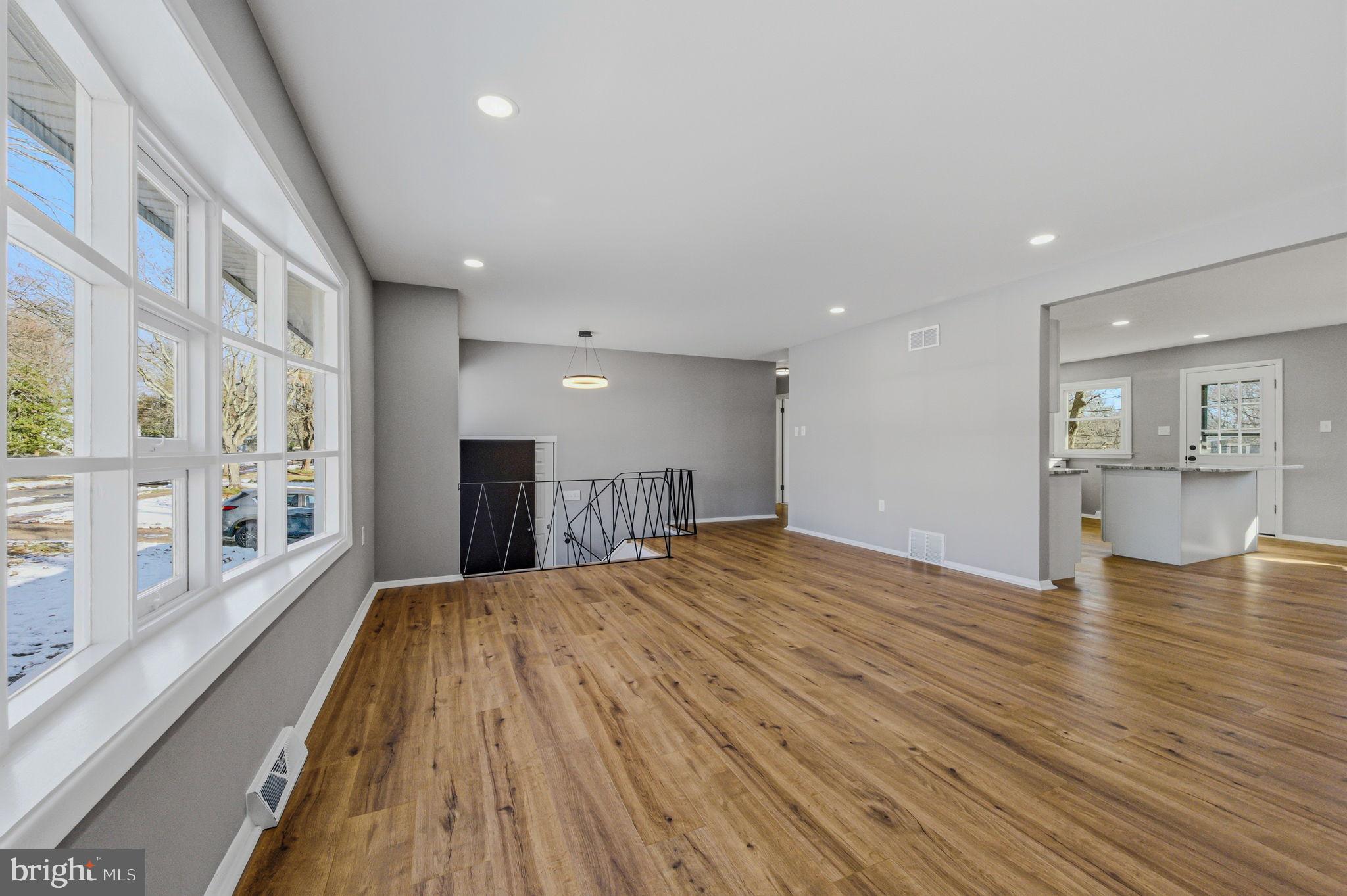 GREEN ACRES - Residential