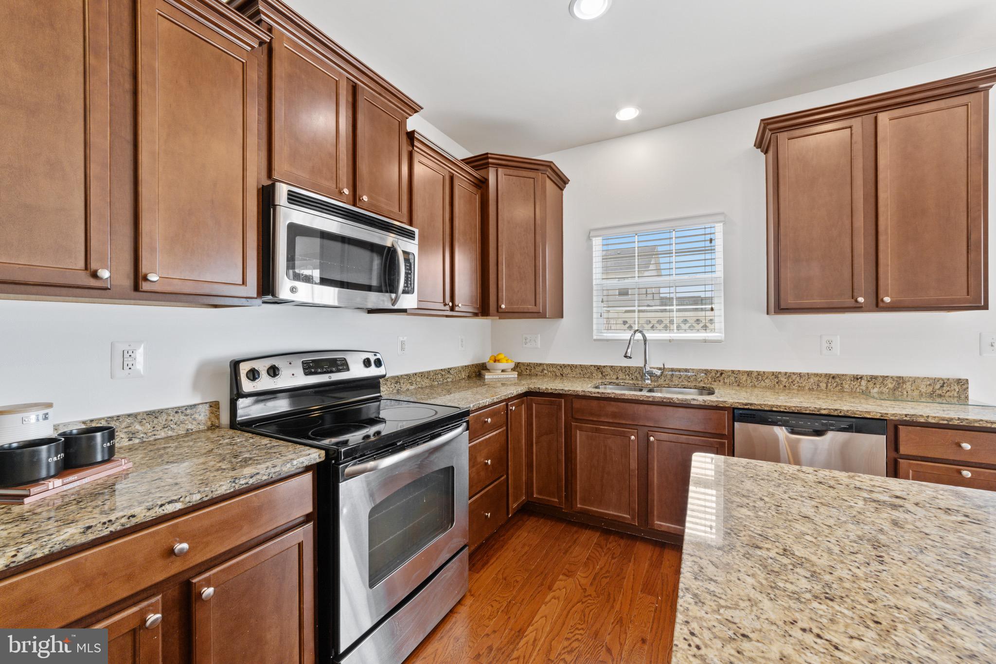 MAGNOLIA LANDING - Residential