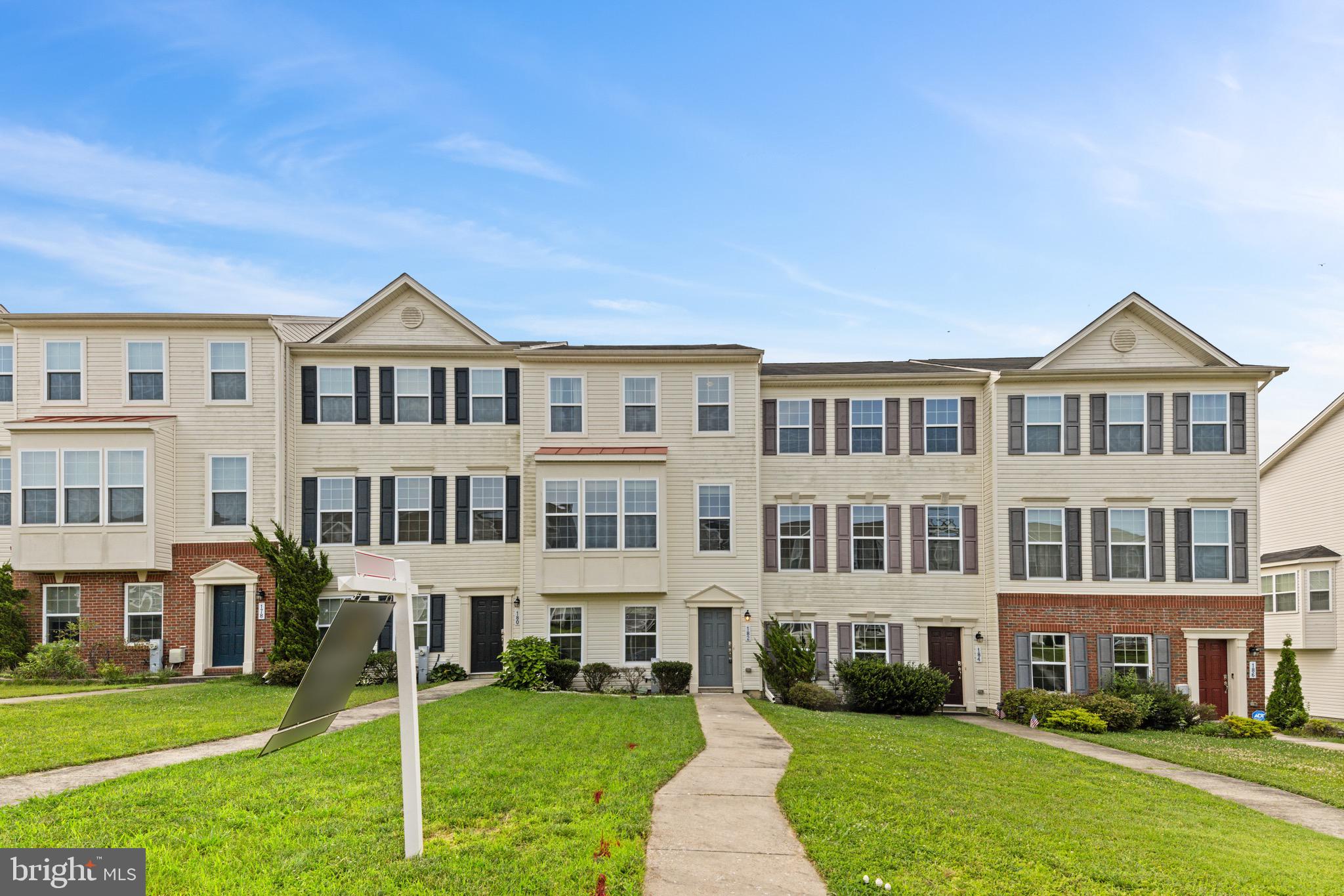 MAGNOLIA LANDING - Residential