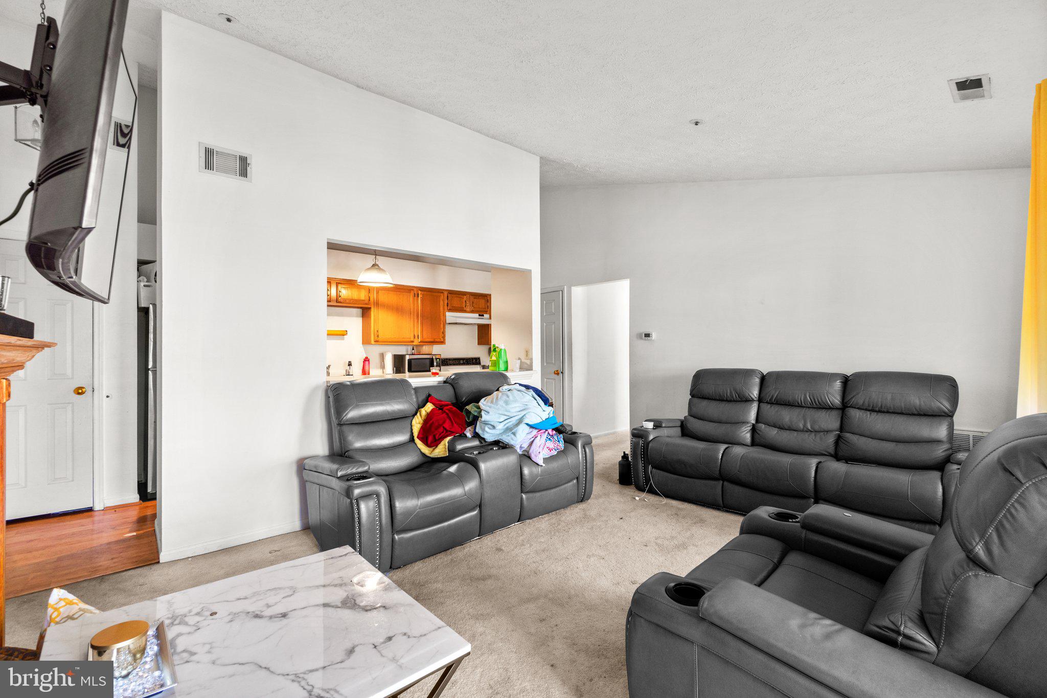 PIKESVILLE - Residential