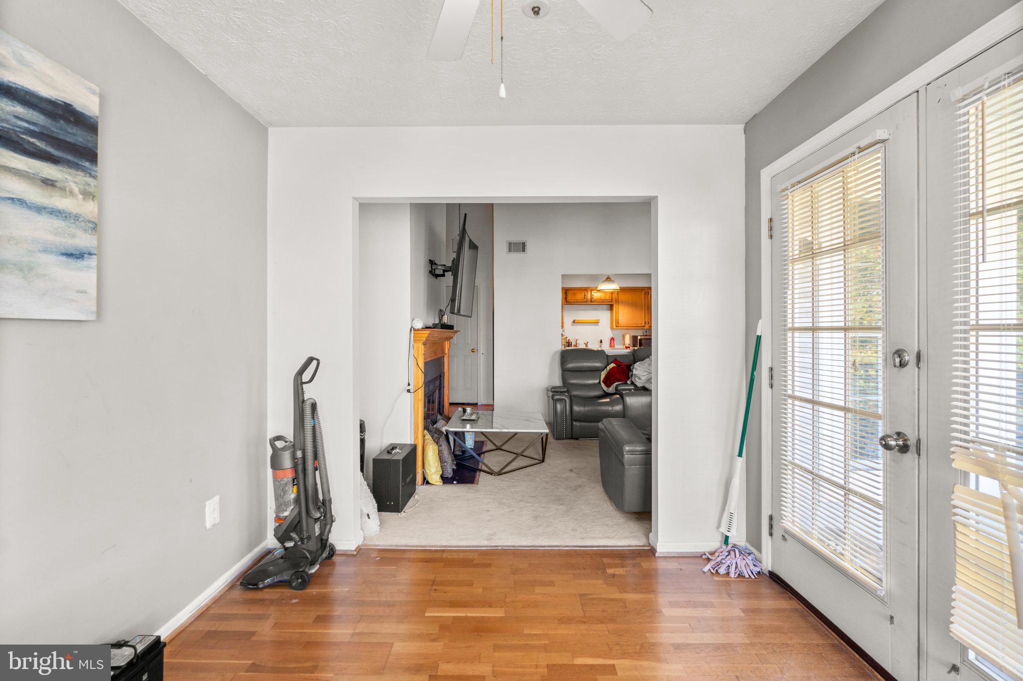 PIKESVILLE - Residential