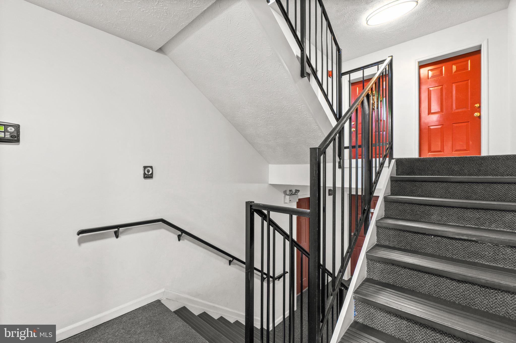 PIKESVILLE - Residential