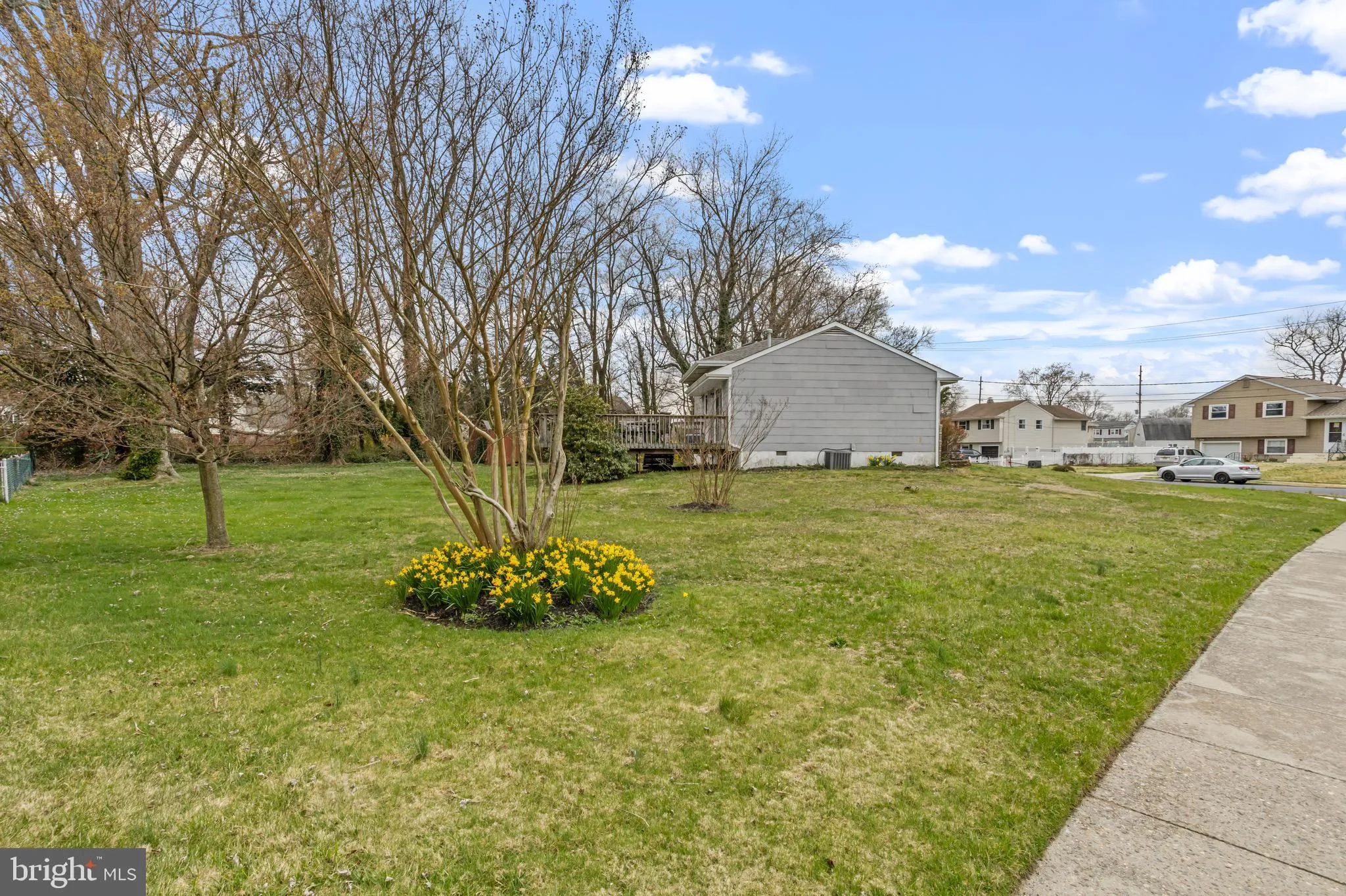 Burlington, New Jersey 08016, United States, 3 Bedrooms Bedrooms, ,1 BathroomBathrooms,Residential,Contingent,13796