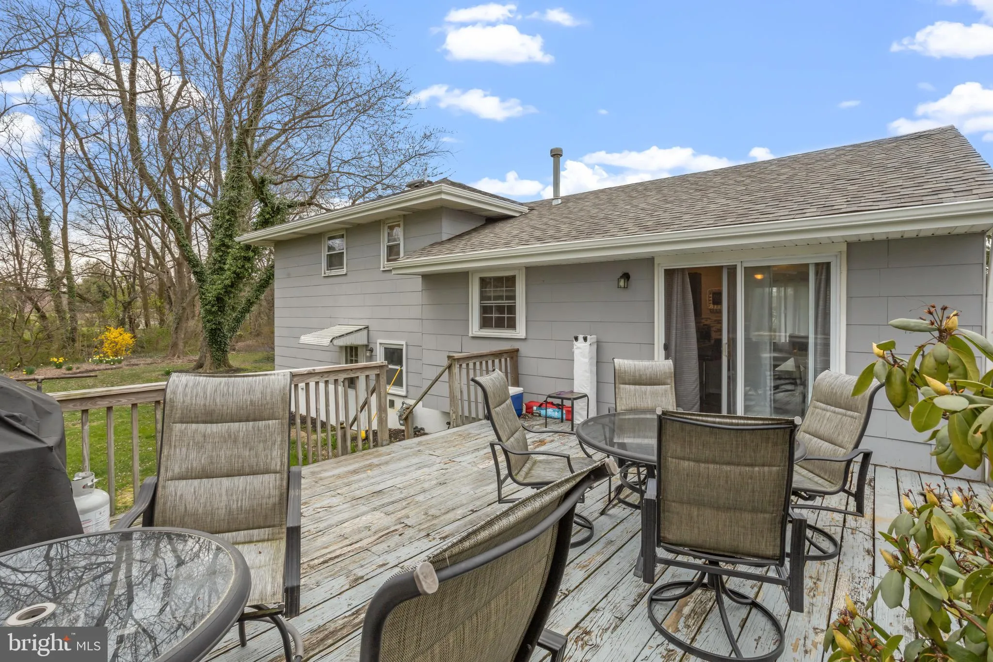 Burlington, New Jersey 08016, United States, 3 Bedrooms Bedrooms, ,1 BathroomBathrooms,Residential,Contingent,13796