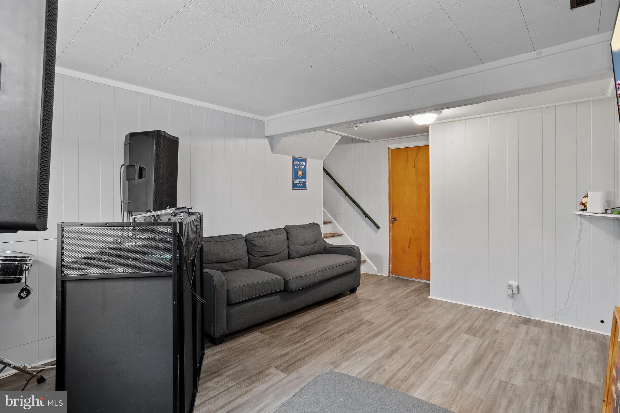 Burlington, New Jersey 08016, United States, 3 Bedrooms Bedrooms, ,1 BathroomBathrooms,Residential,Contingent,13796