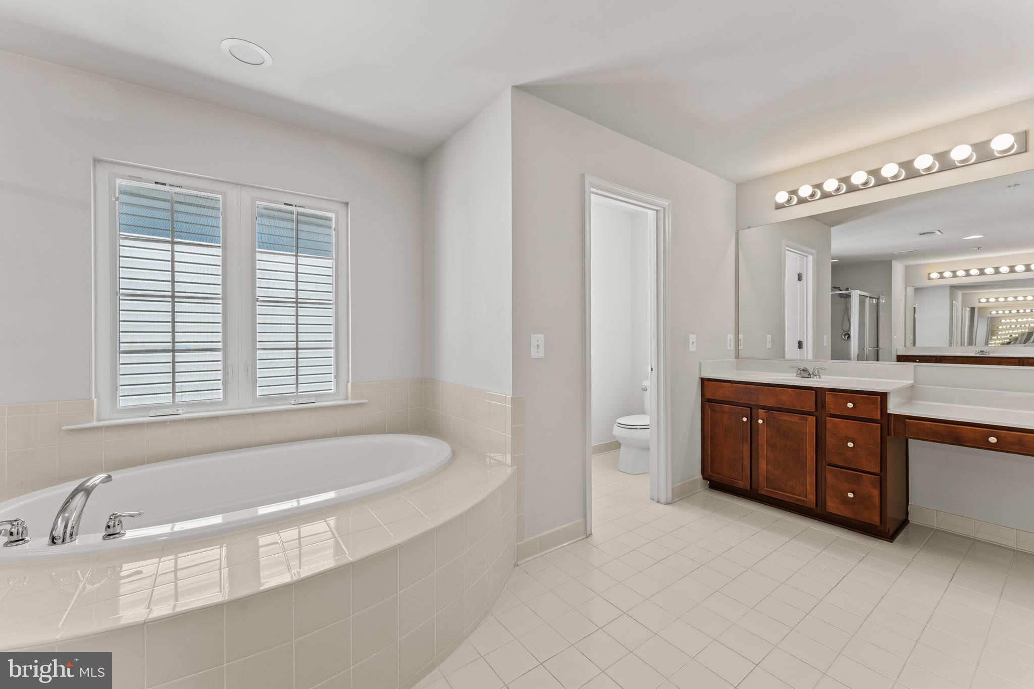 COLLINGTON - Residential