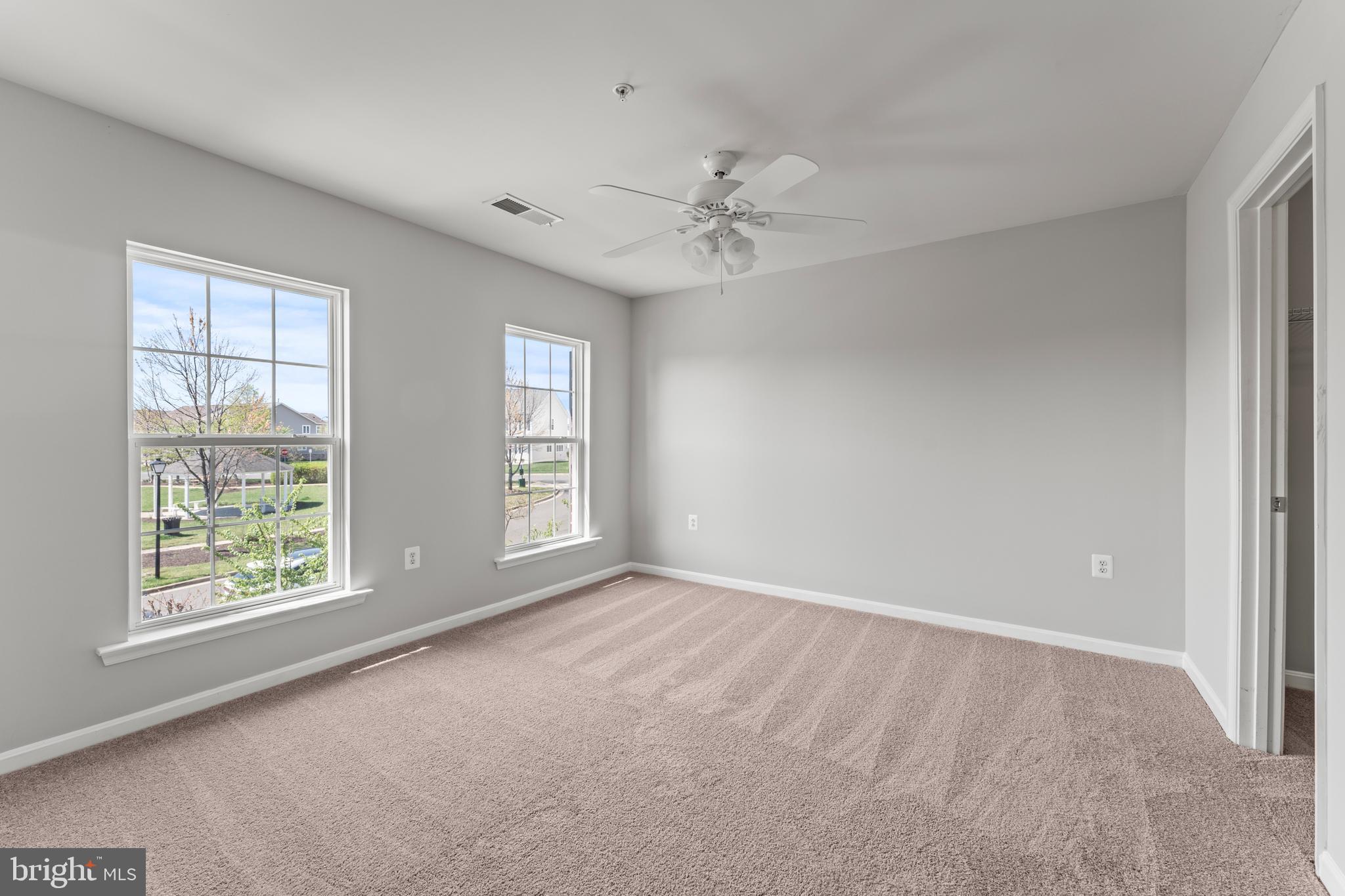 COLLINGTON - Residential