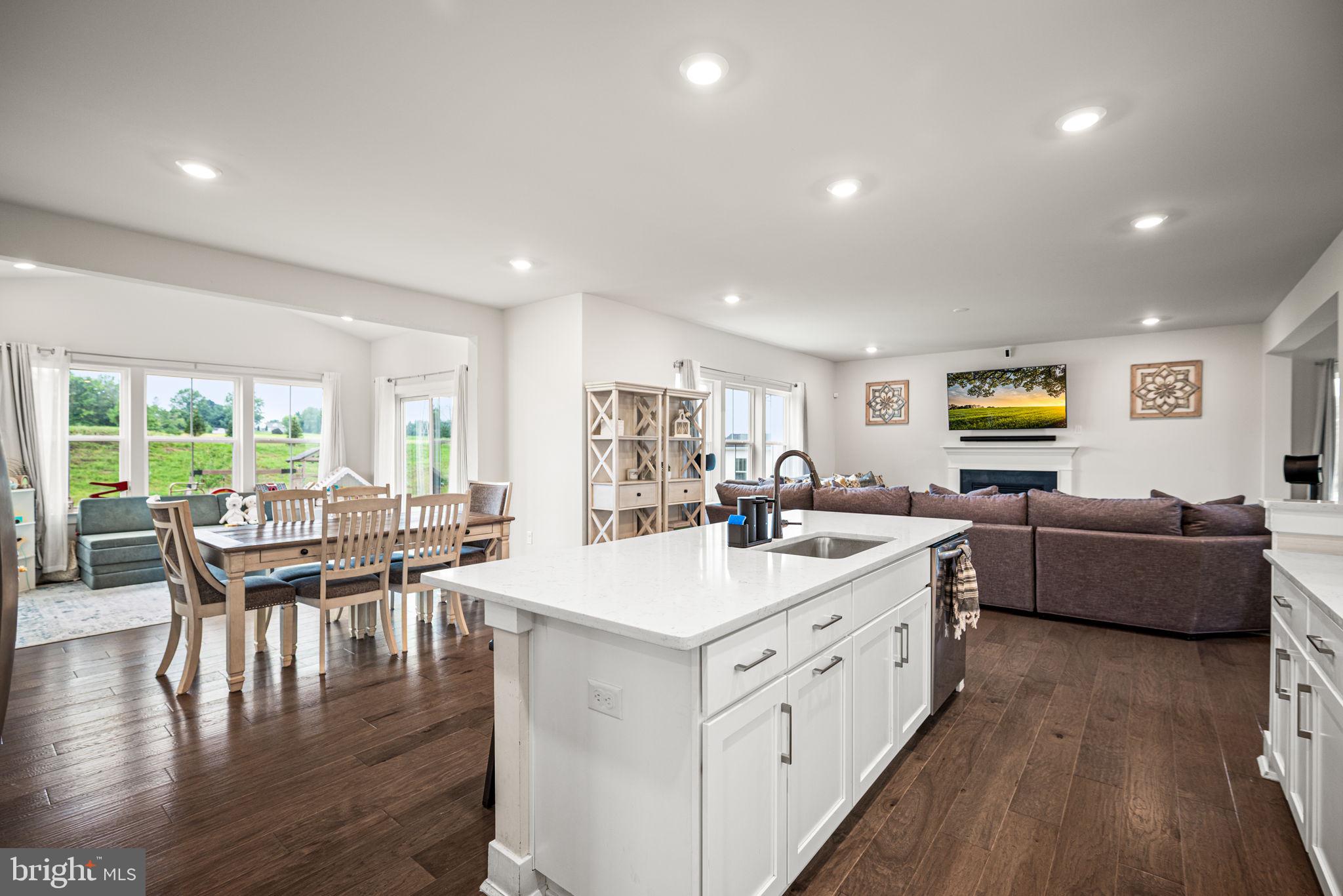 MAGNOLIA RESERVE - Residential