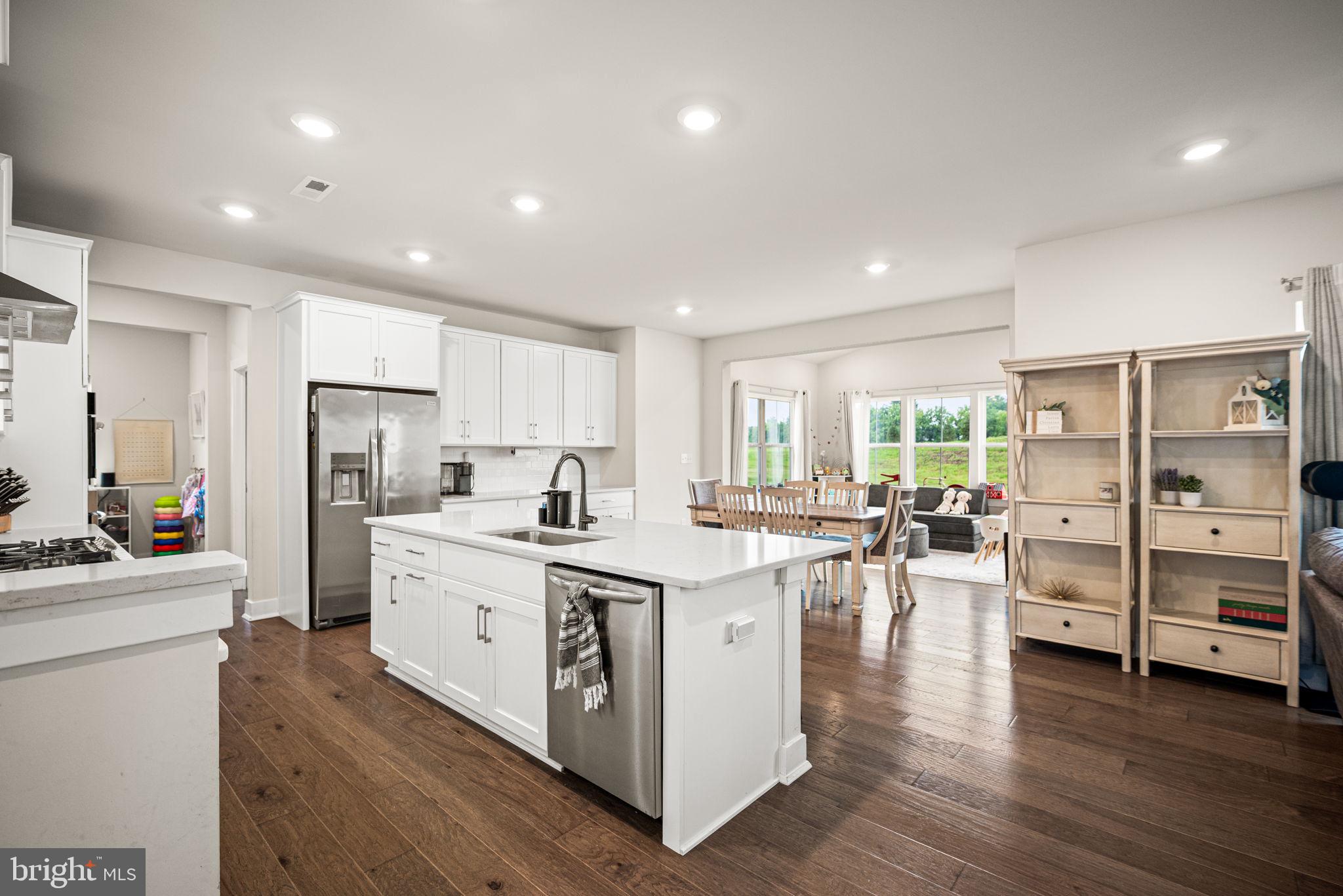 MAGNOLIA RESERVE - Residential