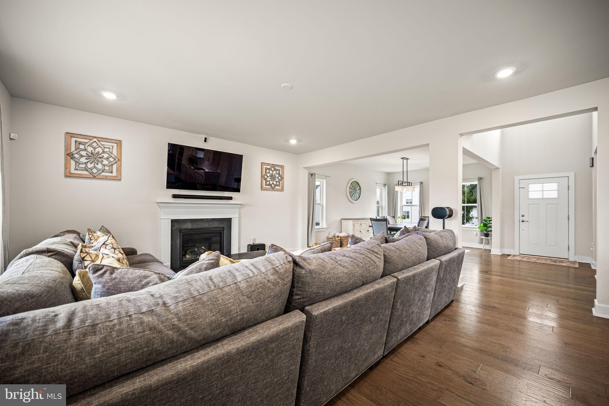 MAGNOLIA RESERVE - Residential