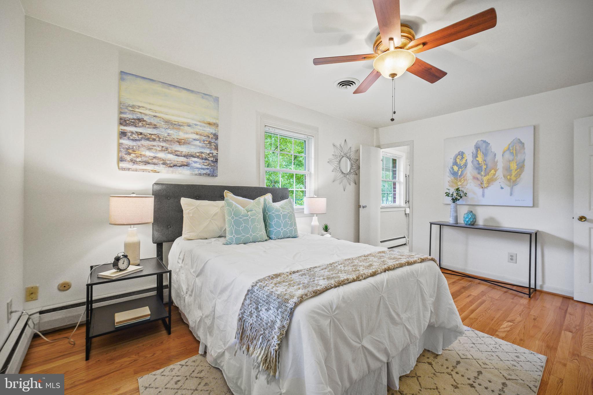 SHERWOOD FOREST MANOR - Residential