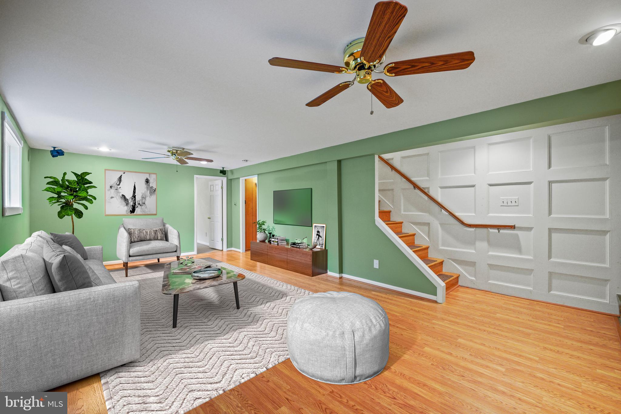 SHERWOOD FOREST MANOR - Residential