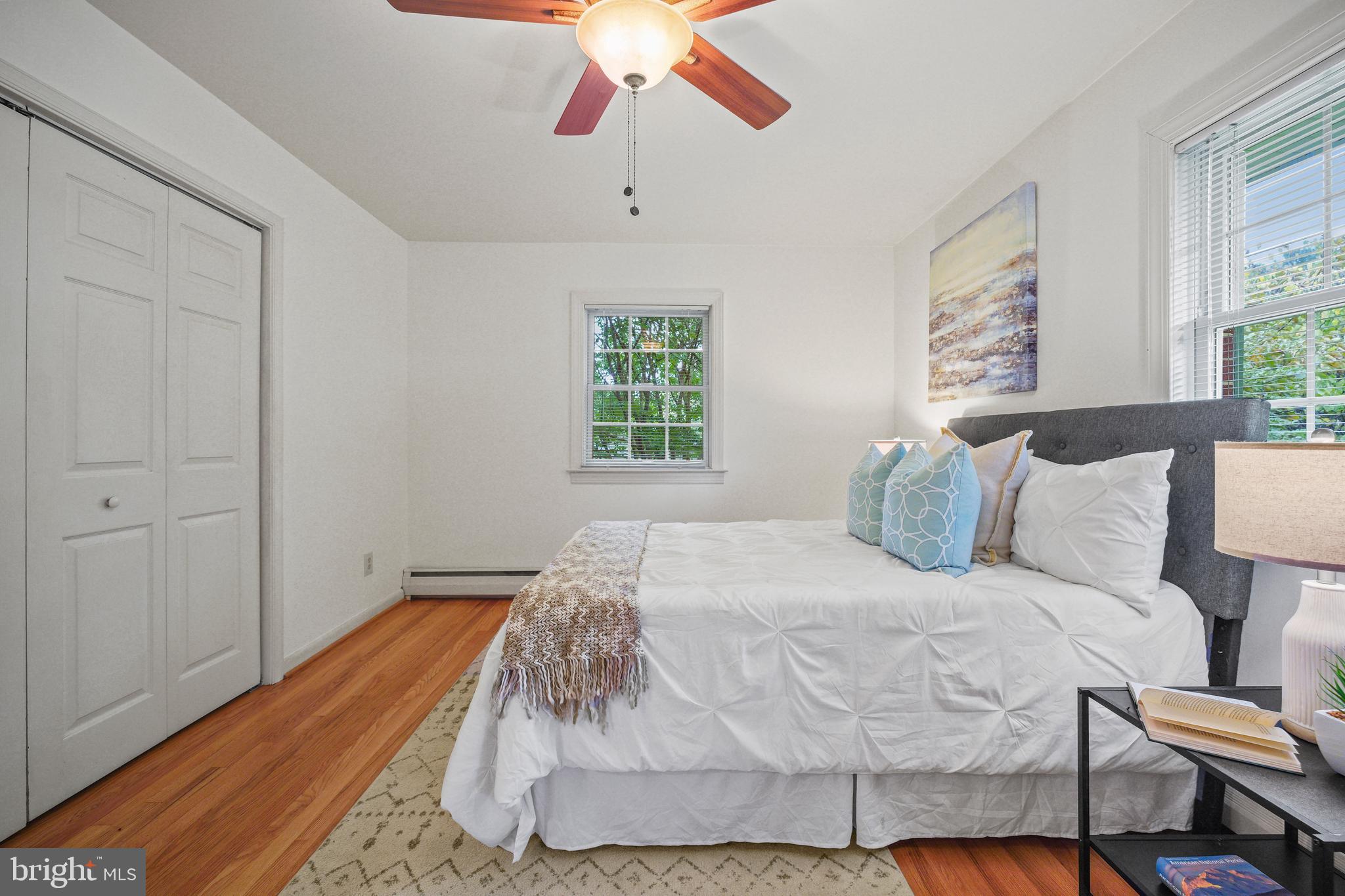 SHERWOOD FOREST MANOR - Residential