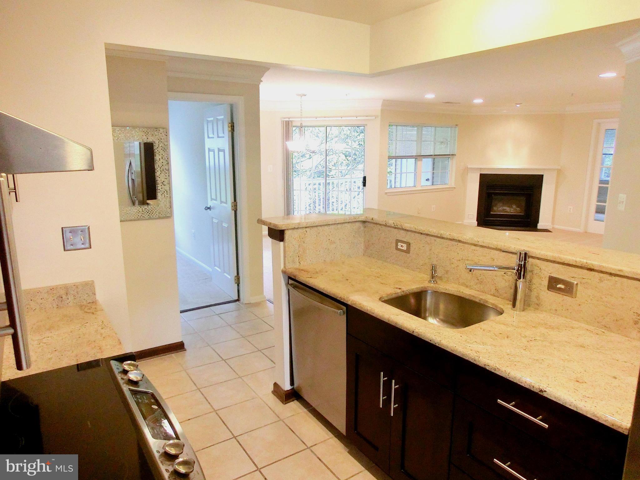 COLUMBIA TOWN CENTER - Residential Lease