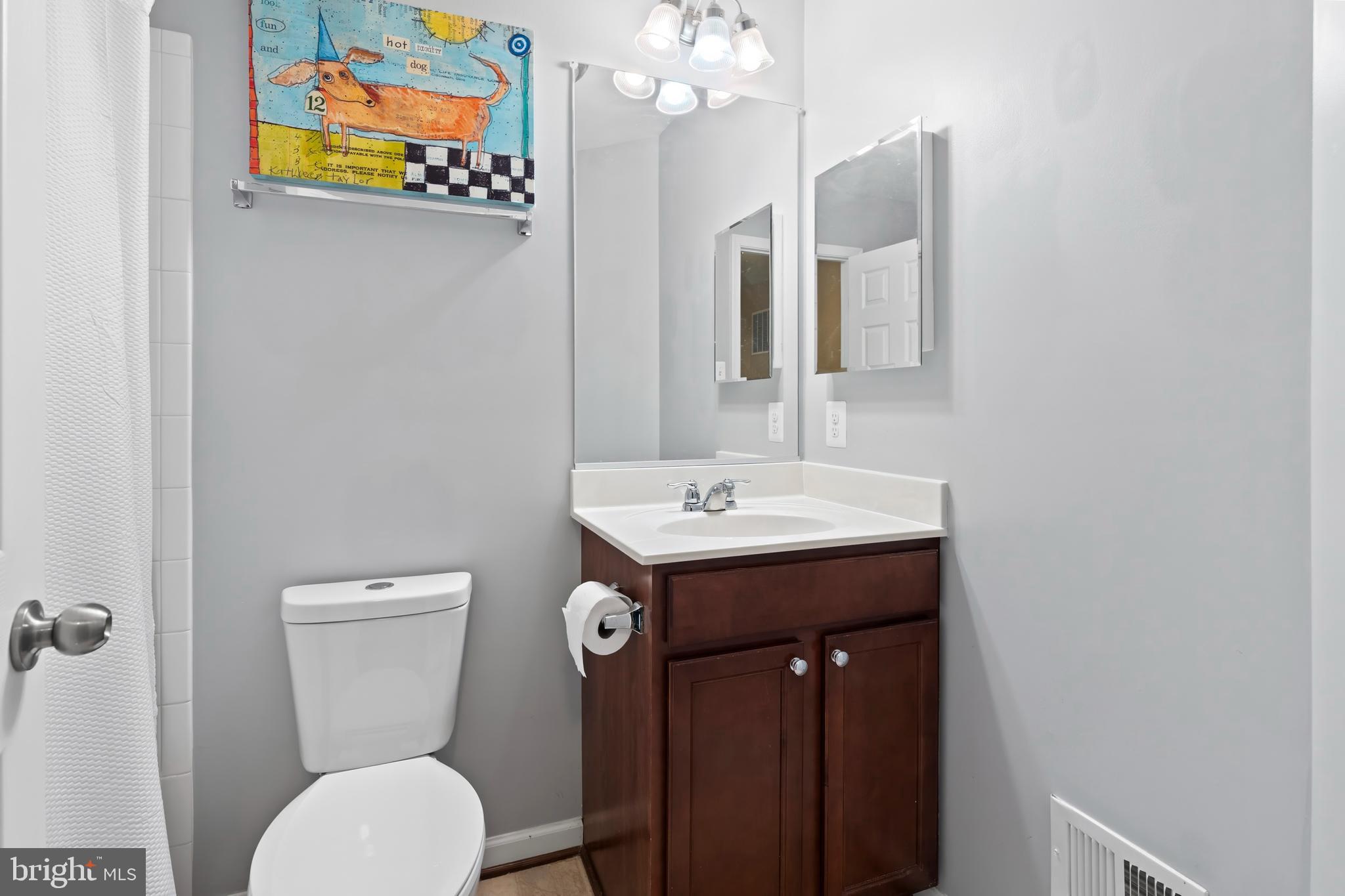 CARRIAGE HILLS TOWNHOUSE - Residential