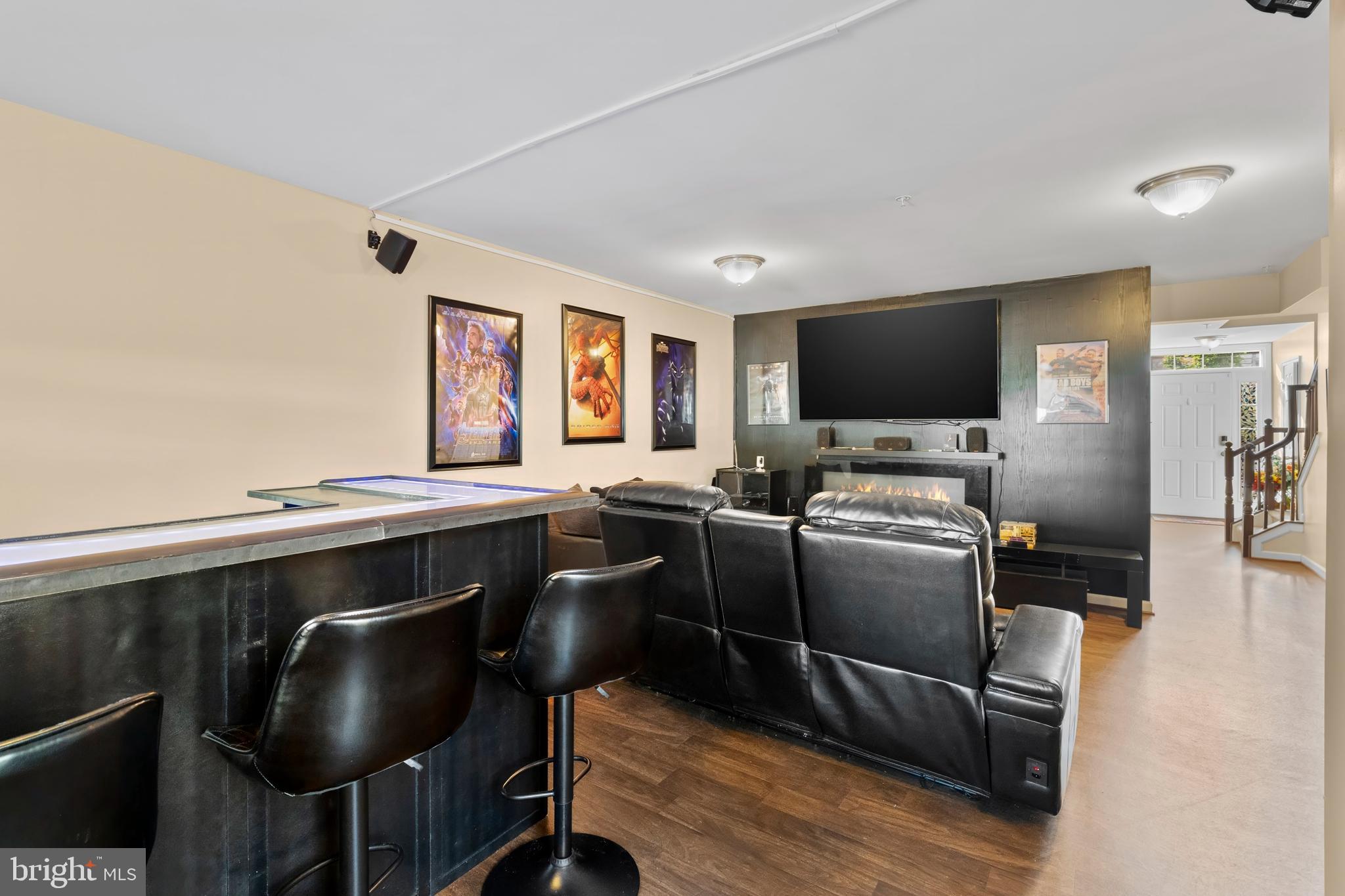 CARRIAGE HILLS TOWNHOUSE - Residential