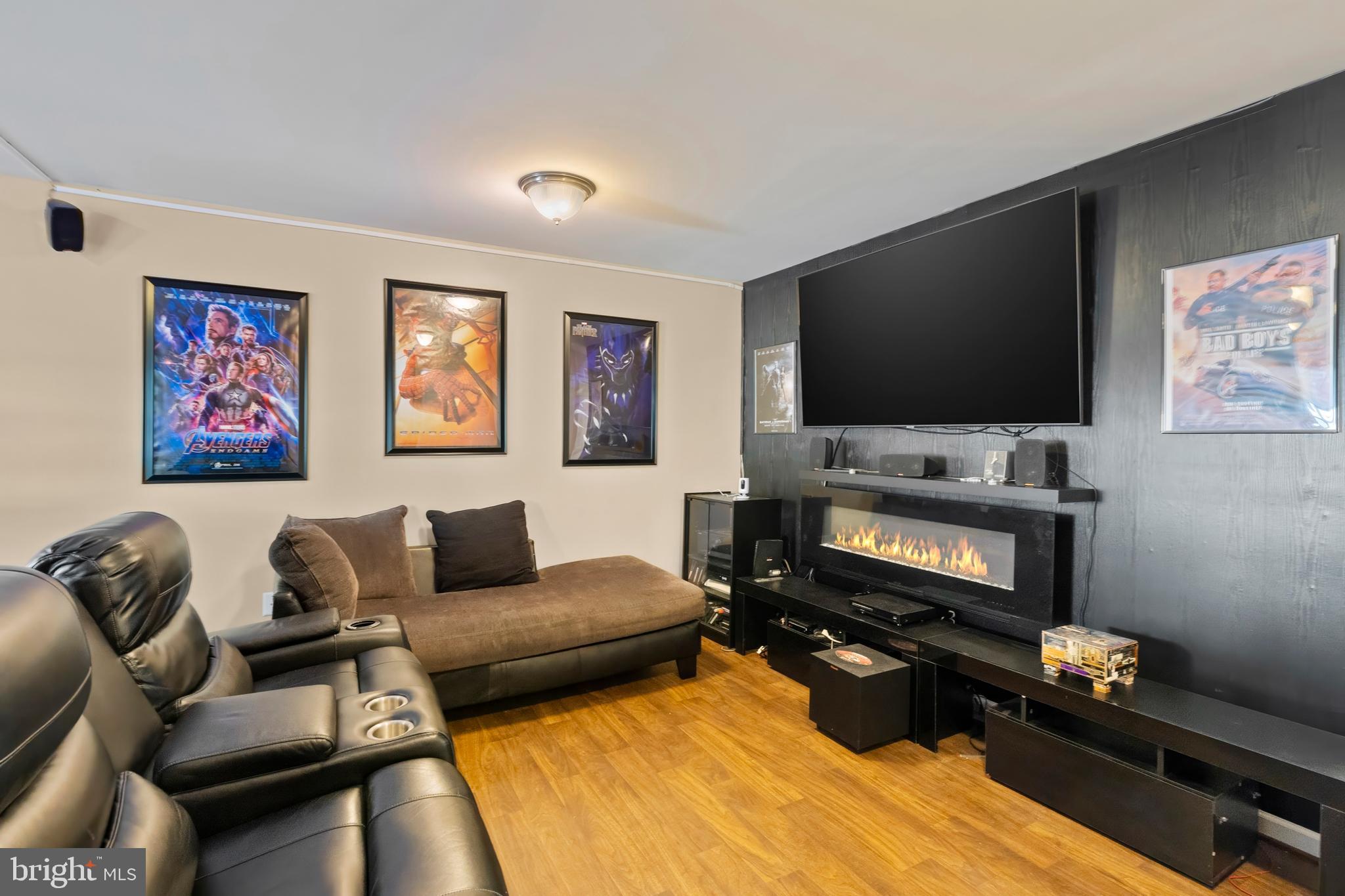 CARRIAGE HILLS TOWNHOUSE - Residential