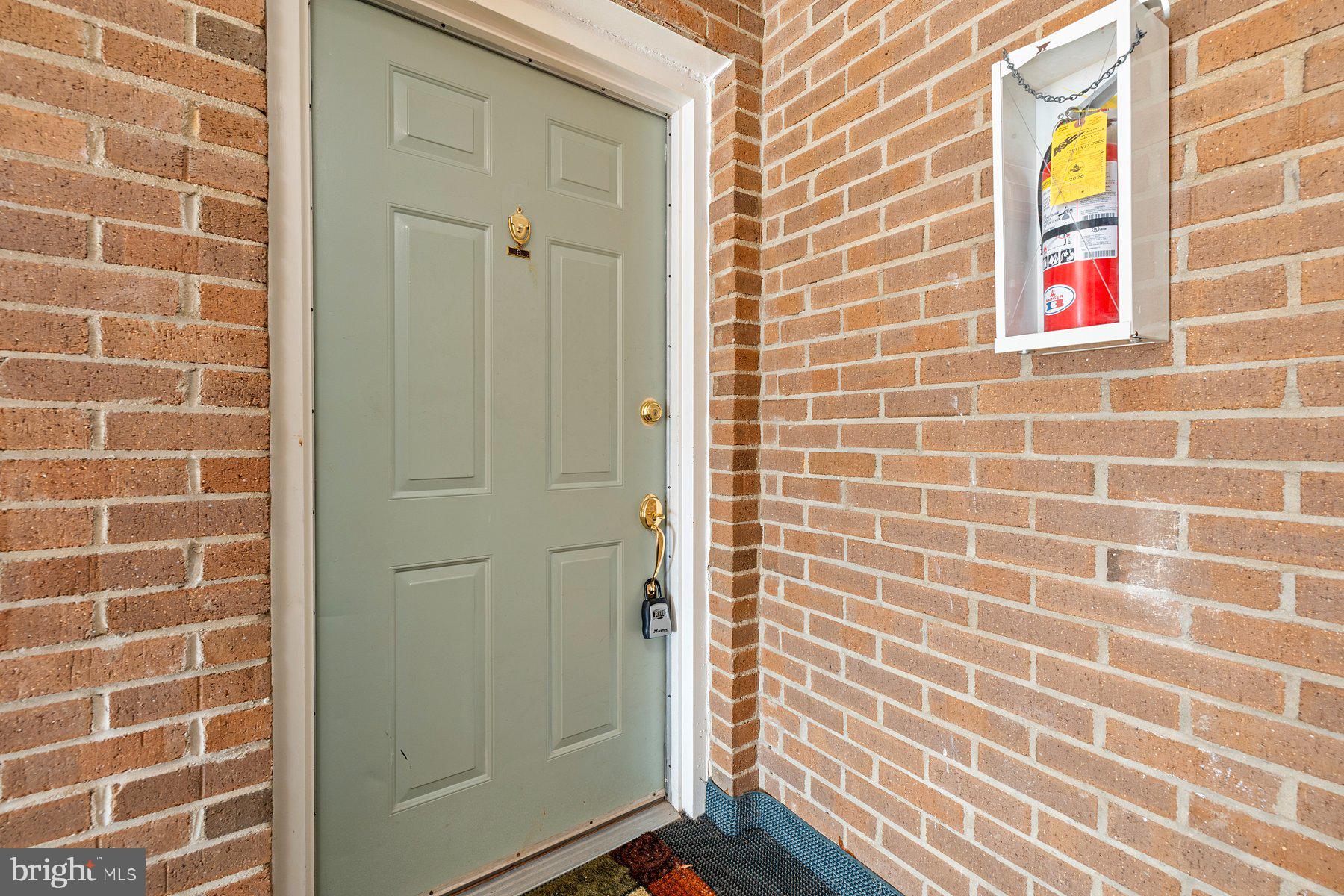 105 WESTWICK COURT 6