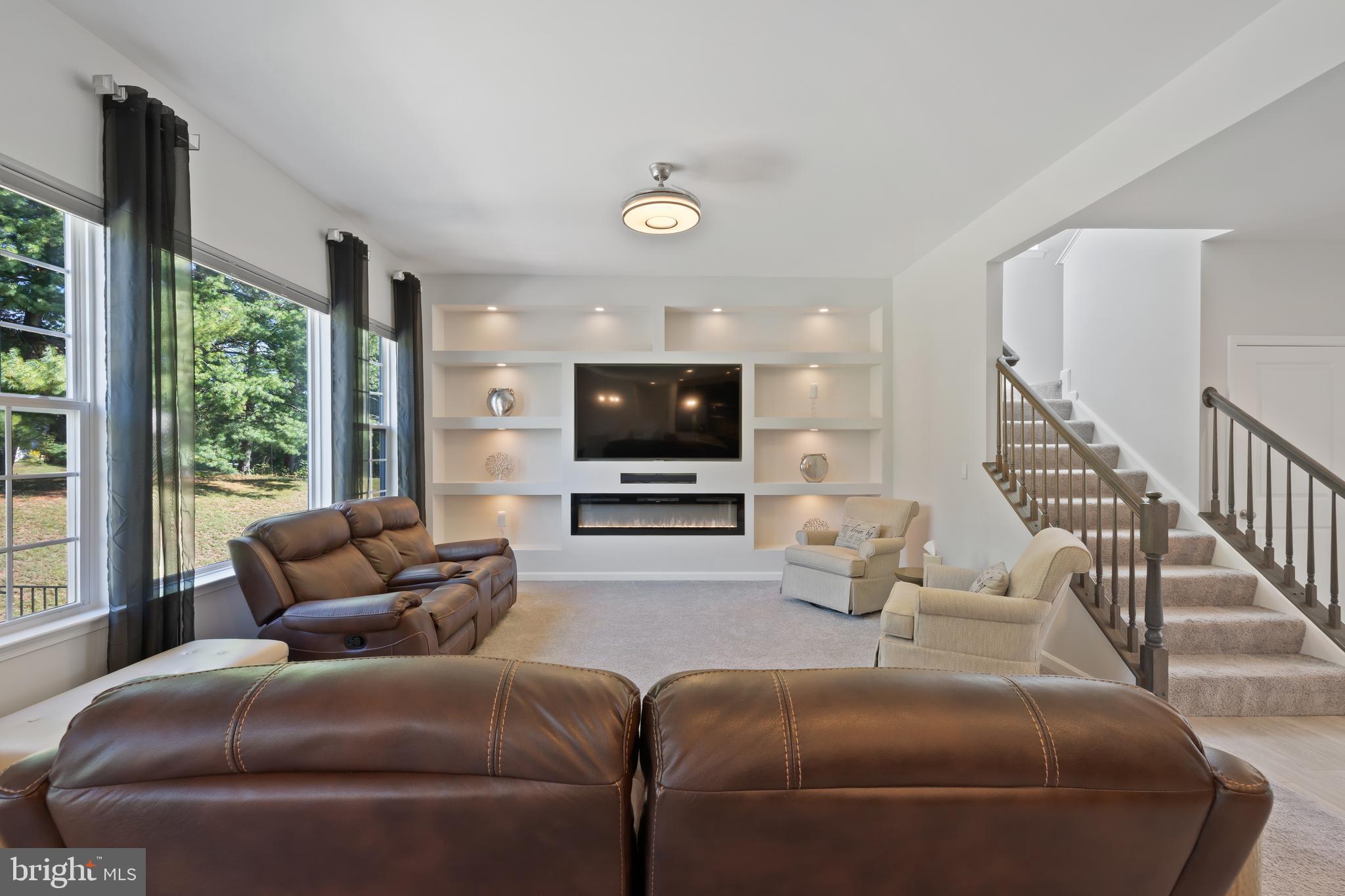 9432 DESCHAMP COURT