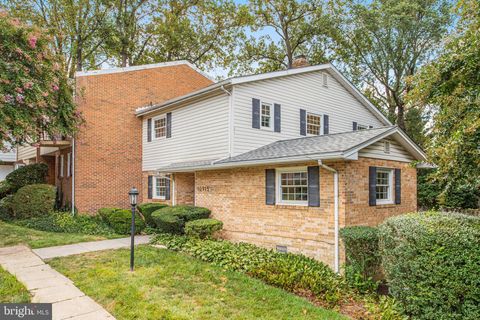 10915 BUCKNELL DRIVE 8-2 SILVER SPRING MD 20902