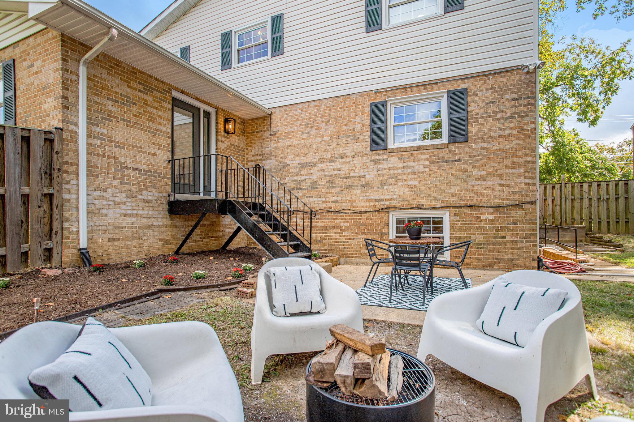 10915 BUCKNELL DRIVE 8-2