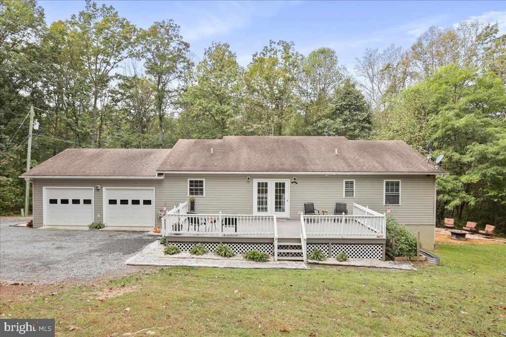Photo of 2726 Cave Ridge Road, MT JACKSON, VA 22842 (MLS # VASH2012628)