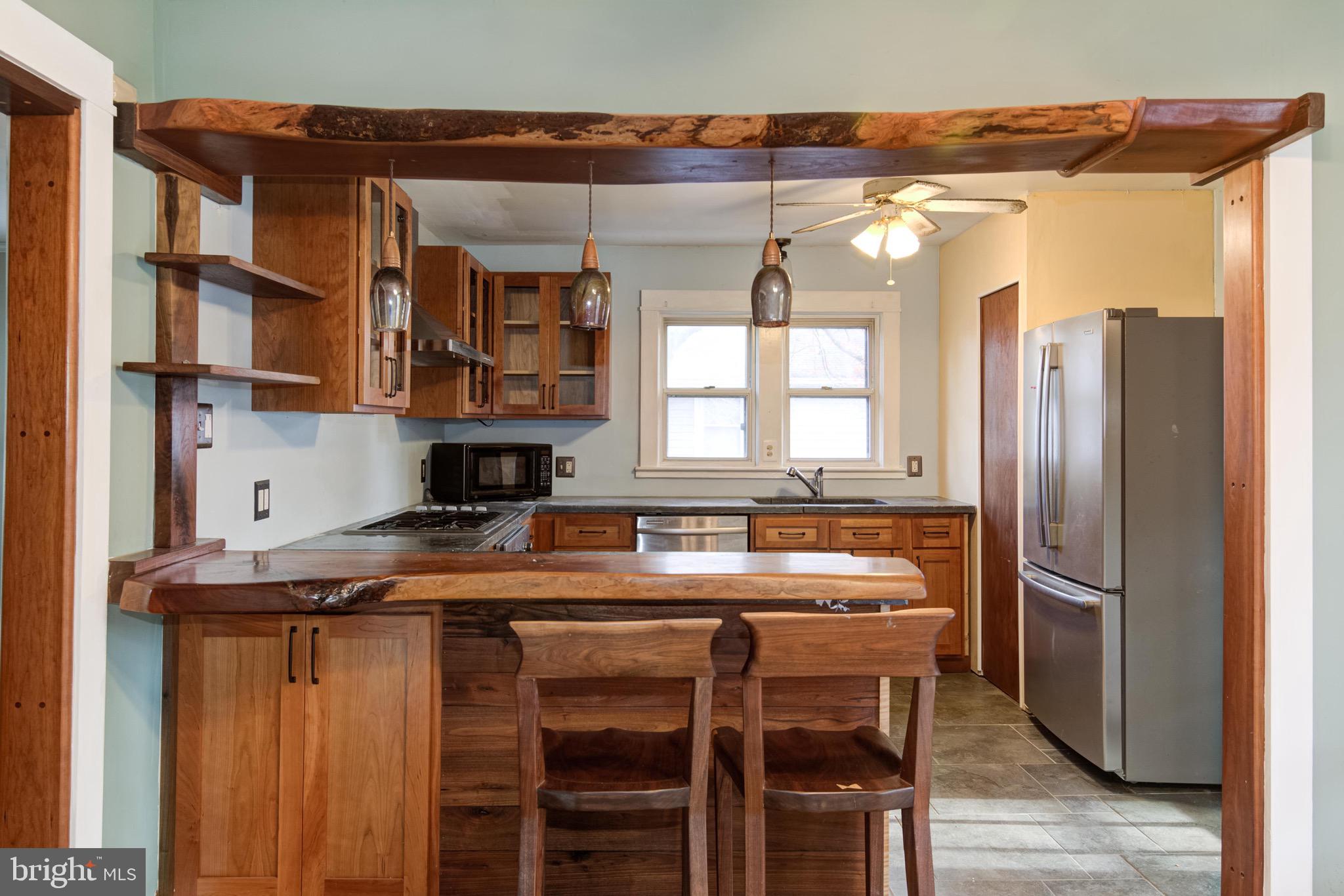 ROSELAND - Residential