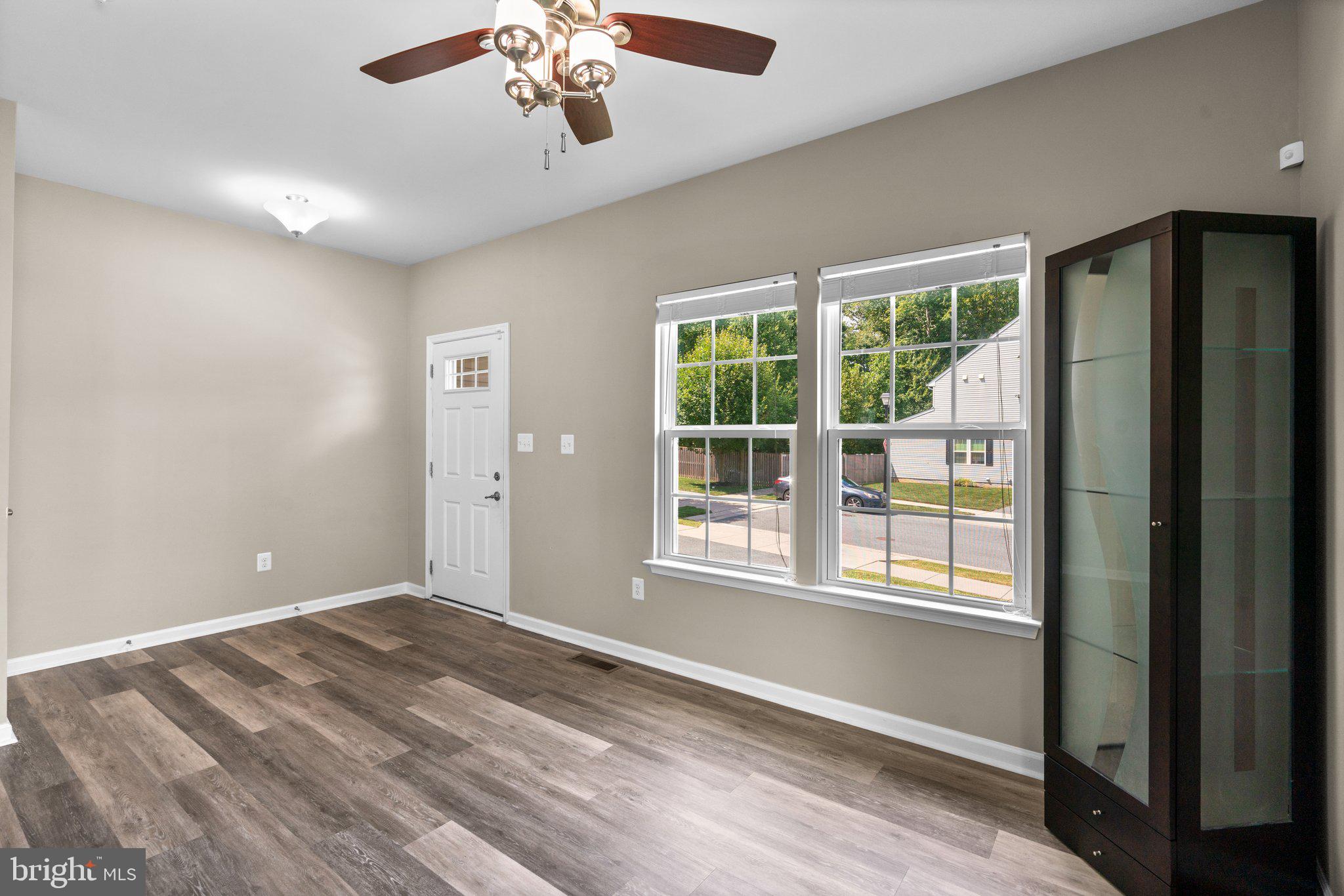 WOODSYDE RIDGE - Residential