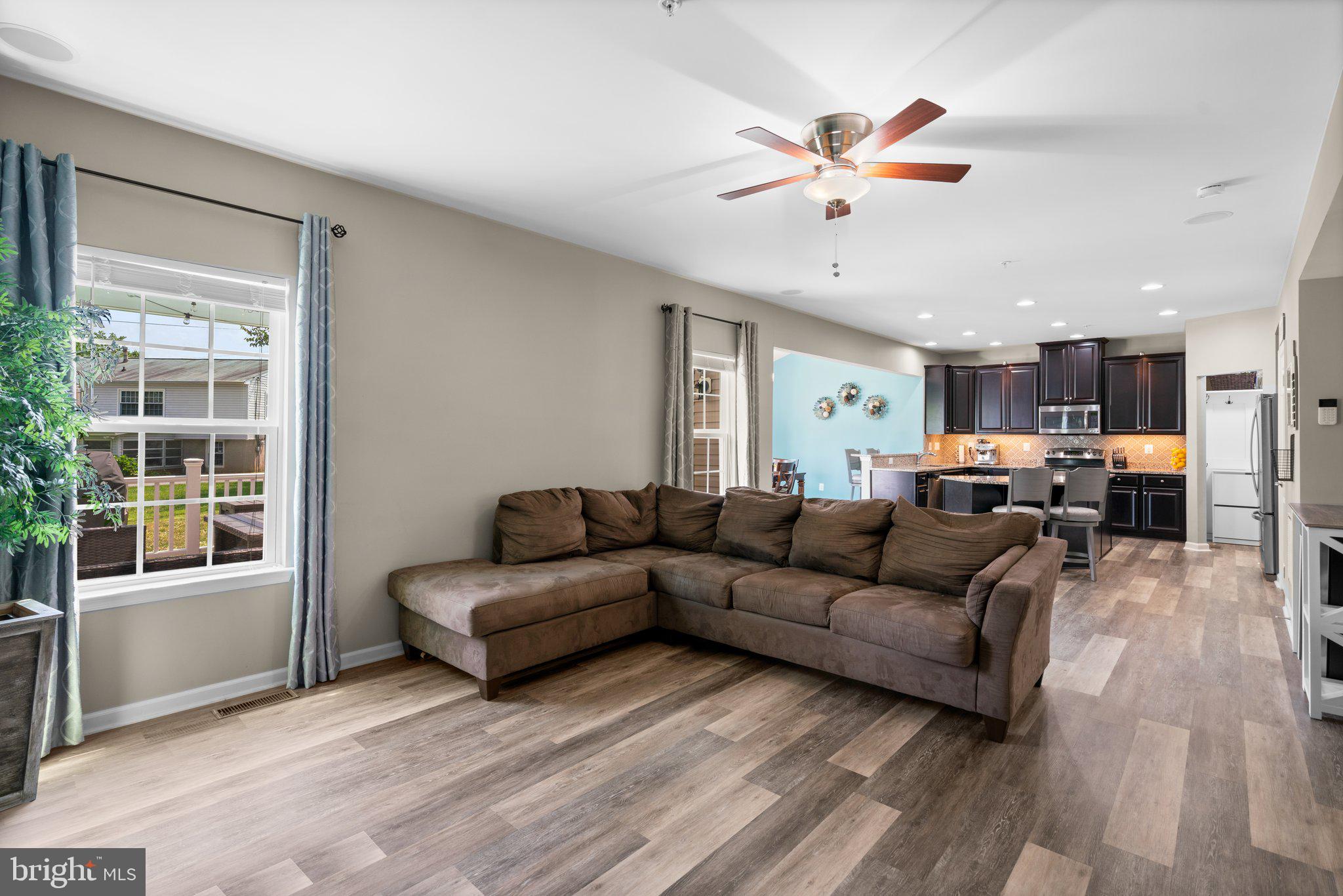 WOODSYDE RIDGE - Residential