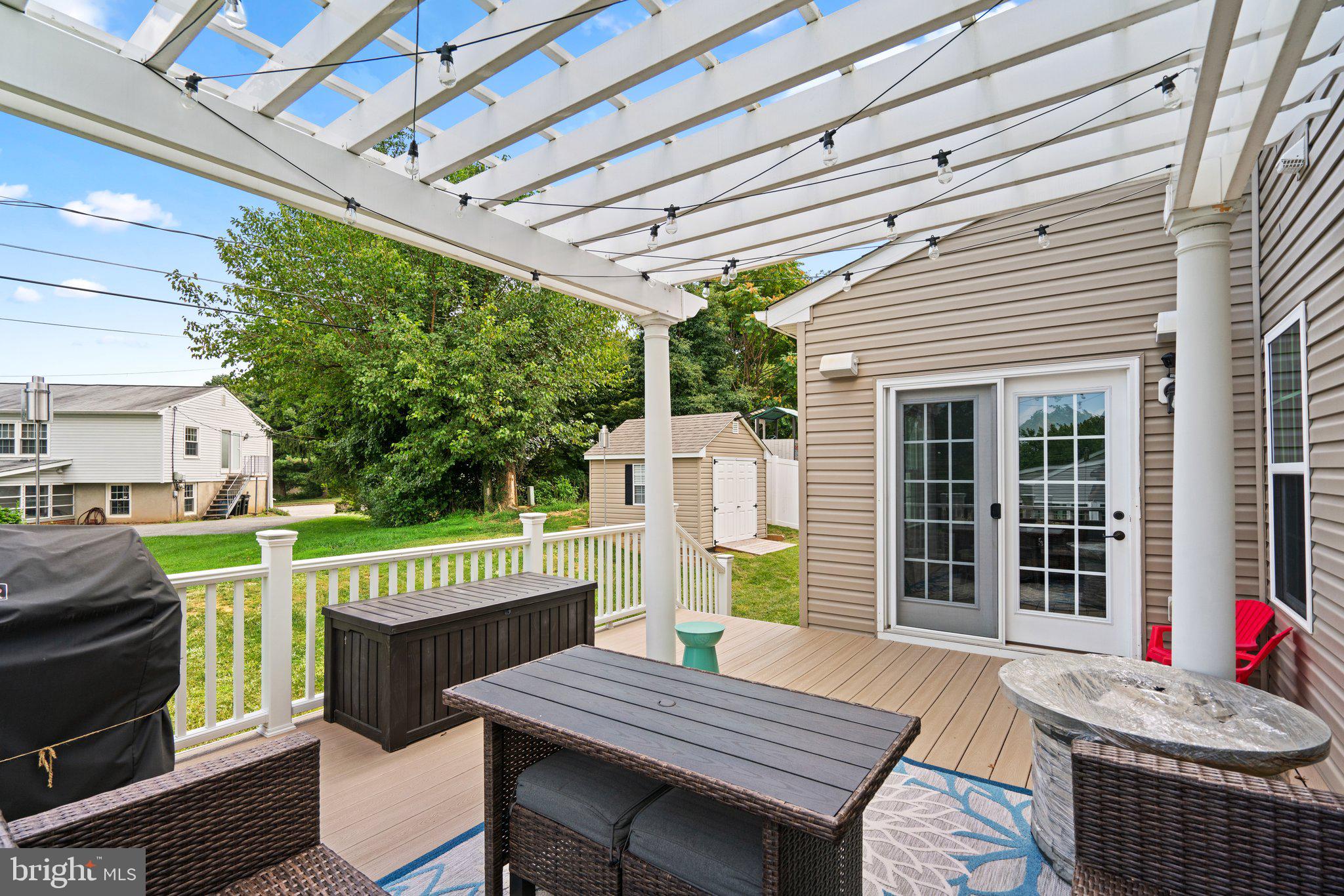 WOODSYDE RIDGE - Residential