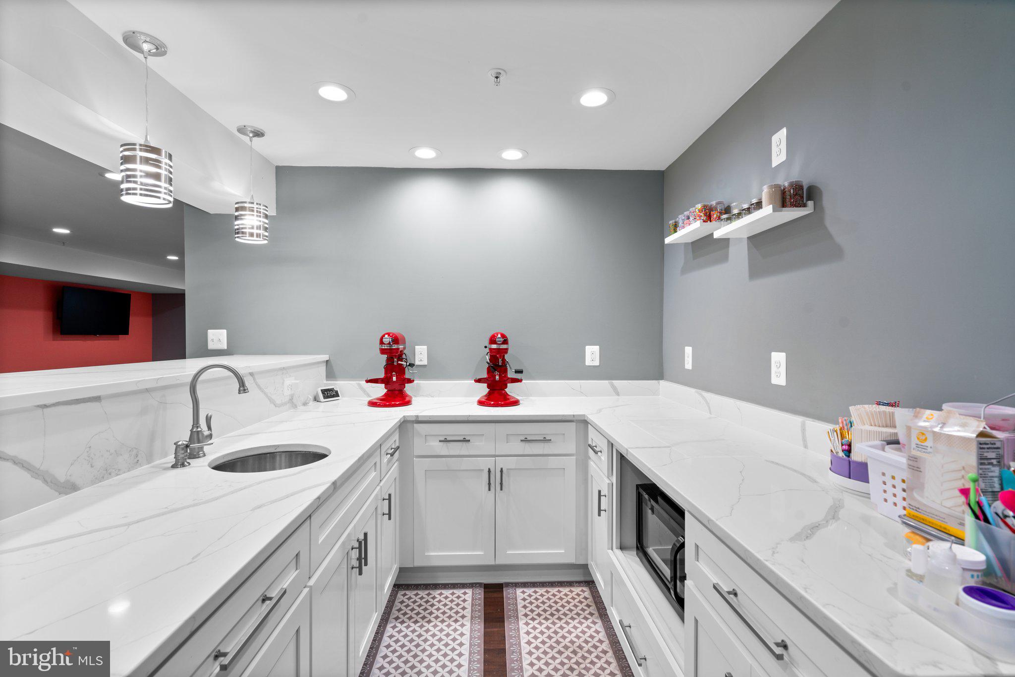 WOODSYDE RIDGE - Residential