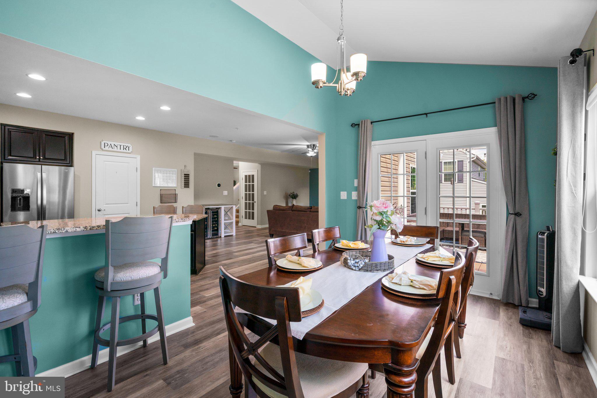 WOODSYDE RIDGE - Residential