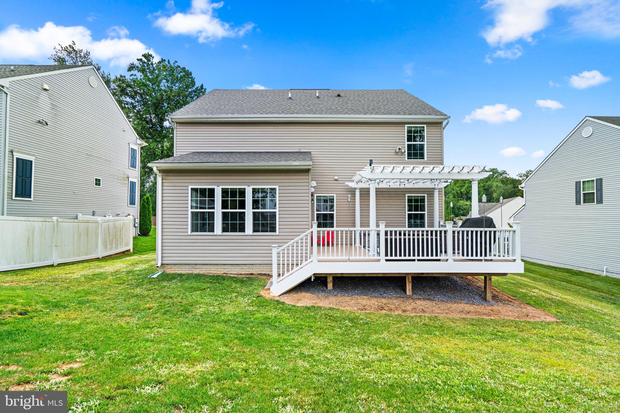 WOODSYDE RIDGE - Residential