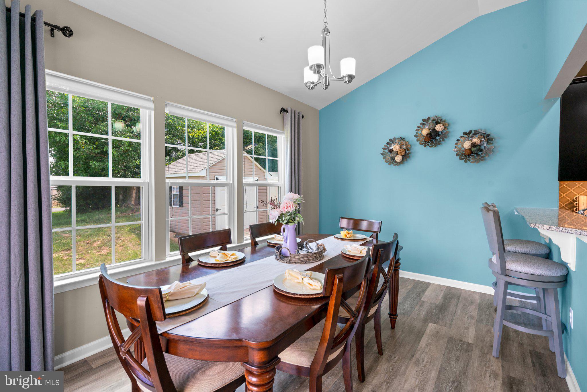 WOODSYDE RIDGE - Residential