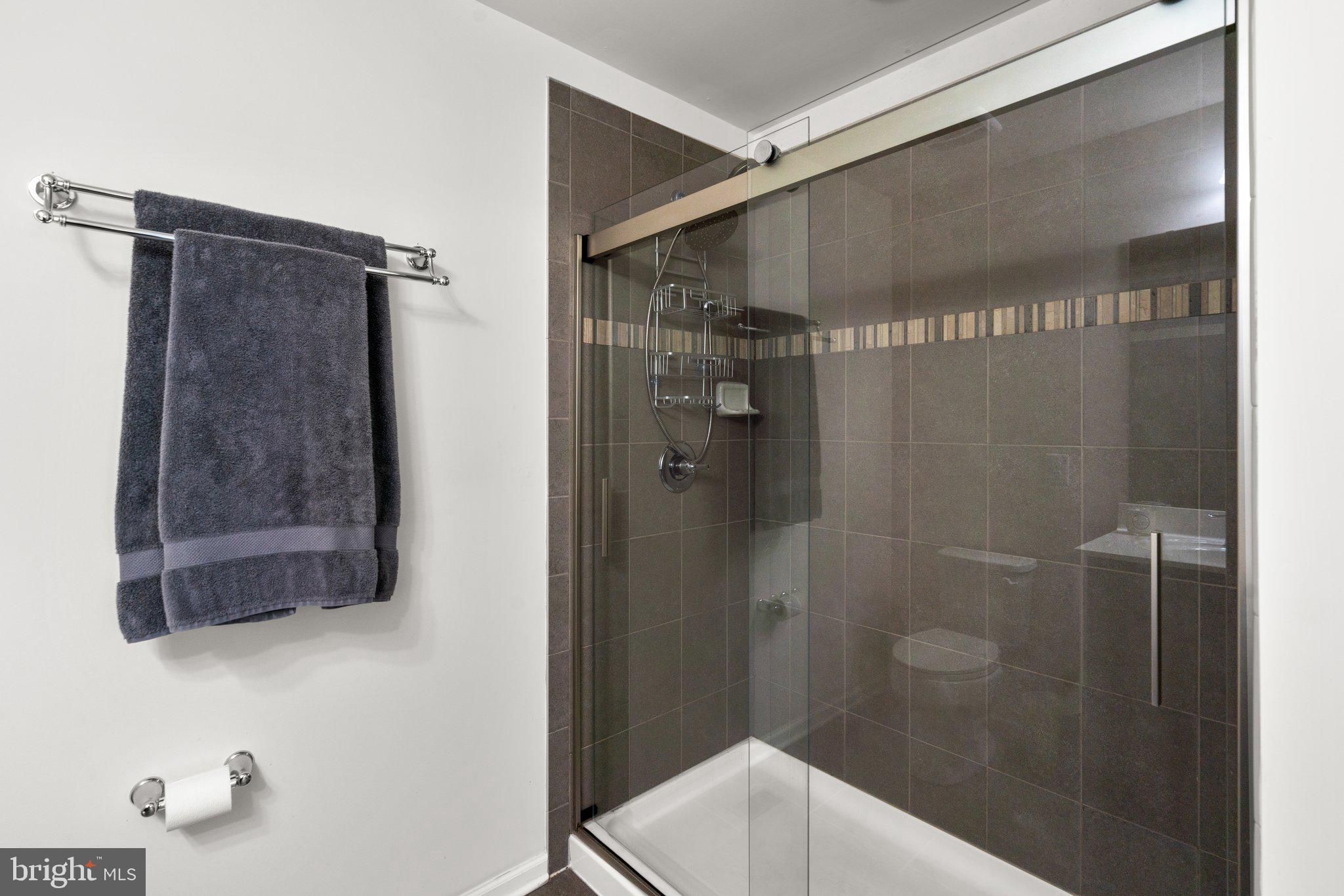 WOODSYDE RIDGE - Residential