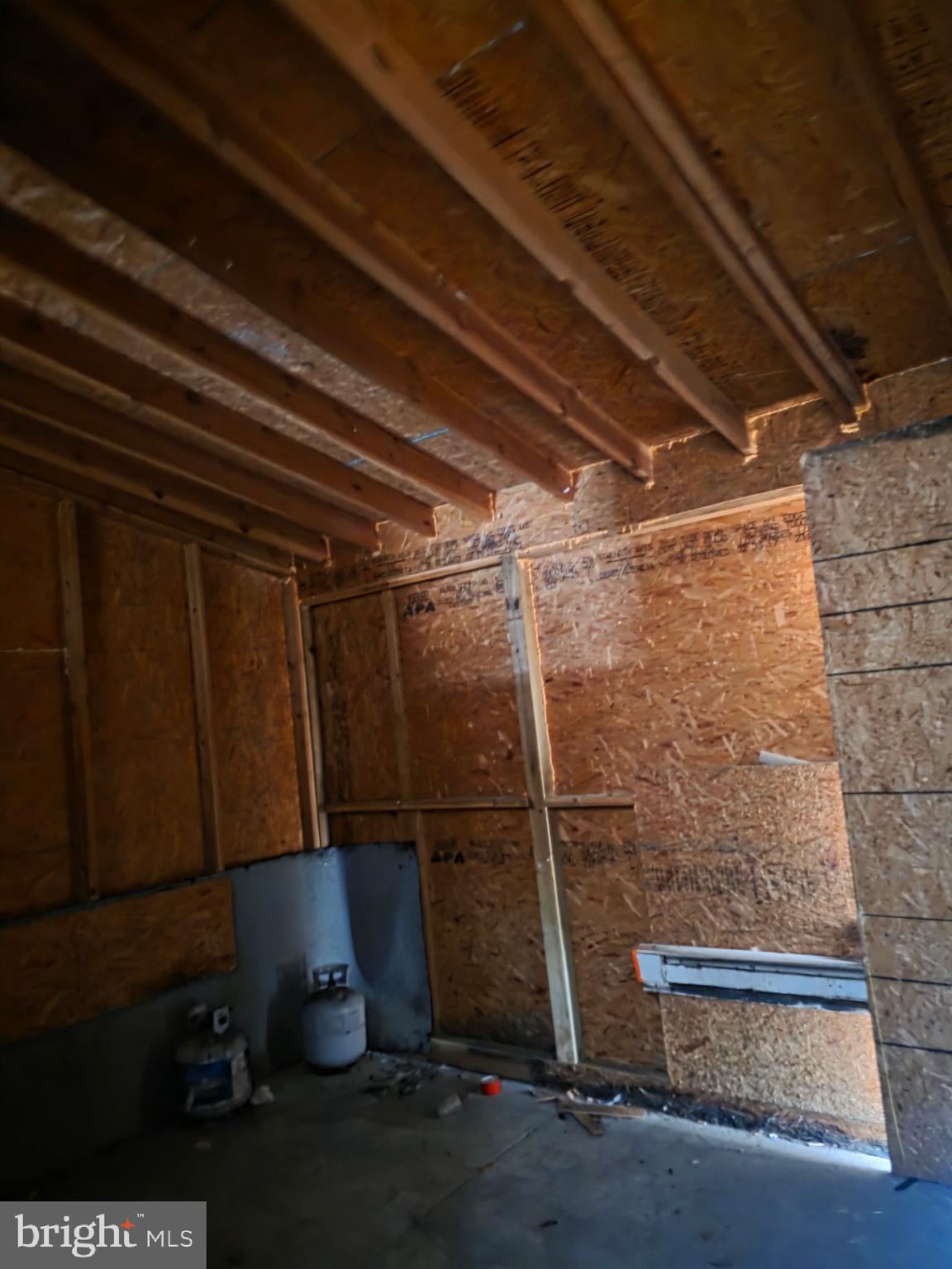 ELMWOOD PARK - Residential