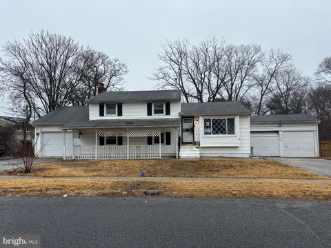 213 FAIRVIEW AVENUE LAWNSIDE NJ 08045