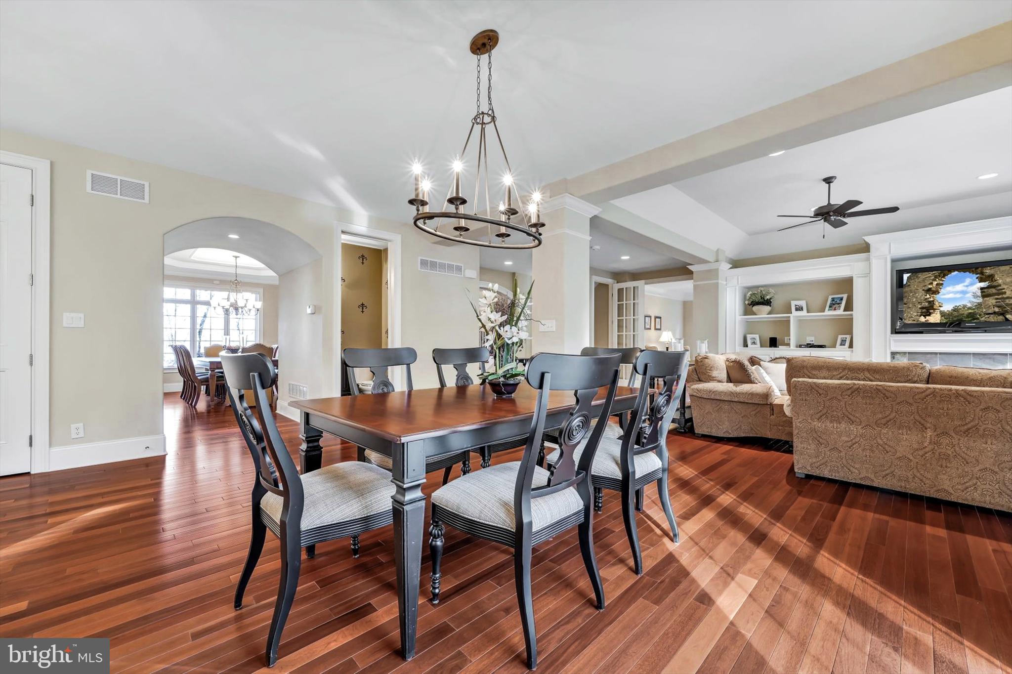 INVERNESS AT SPRIN - Residential