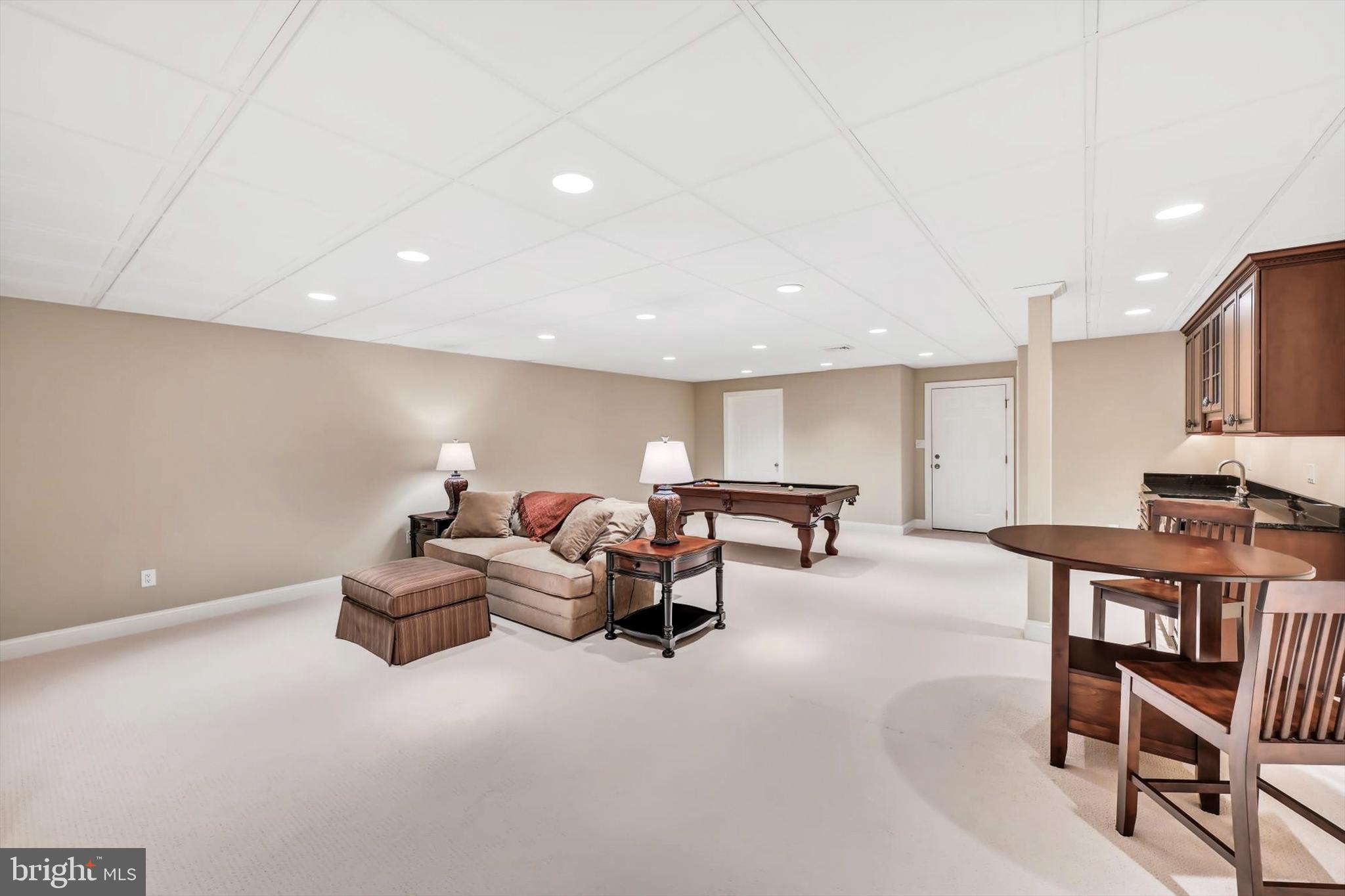 INVERNESS AT SPRIN - Residential