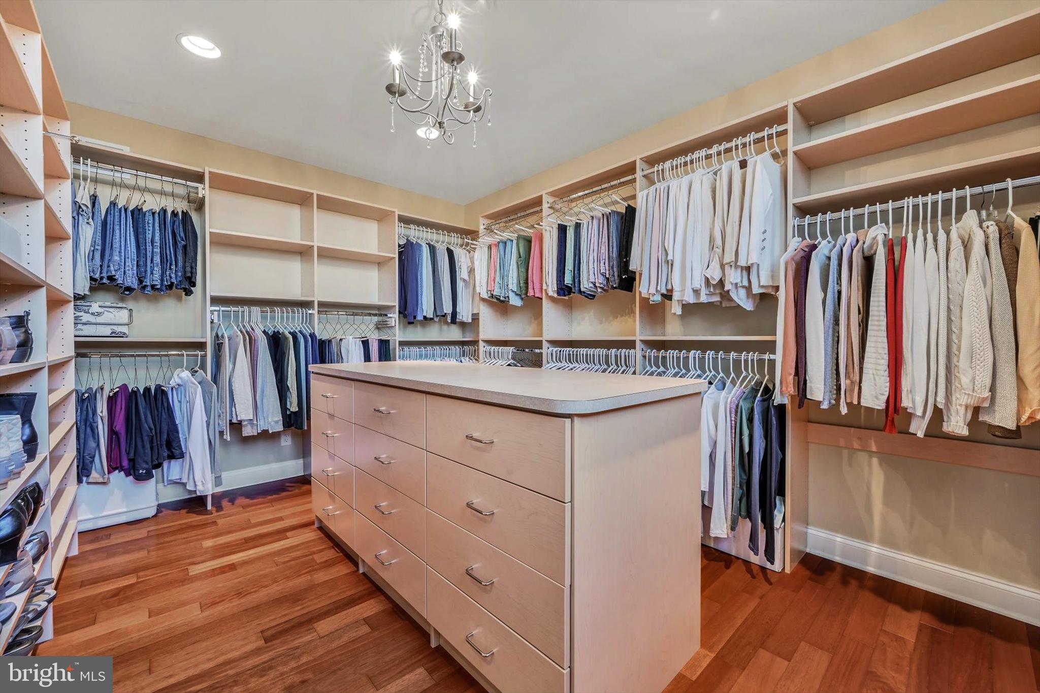 INVERNESS AT SPRIN - Residential