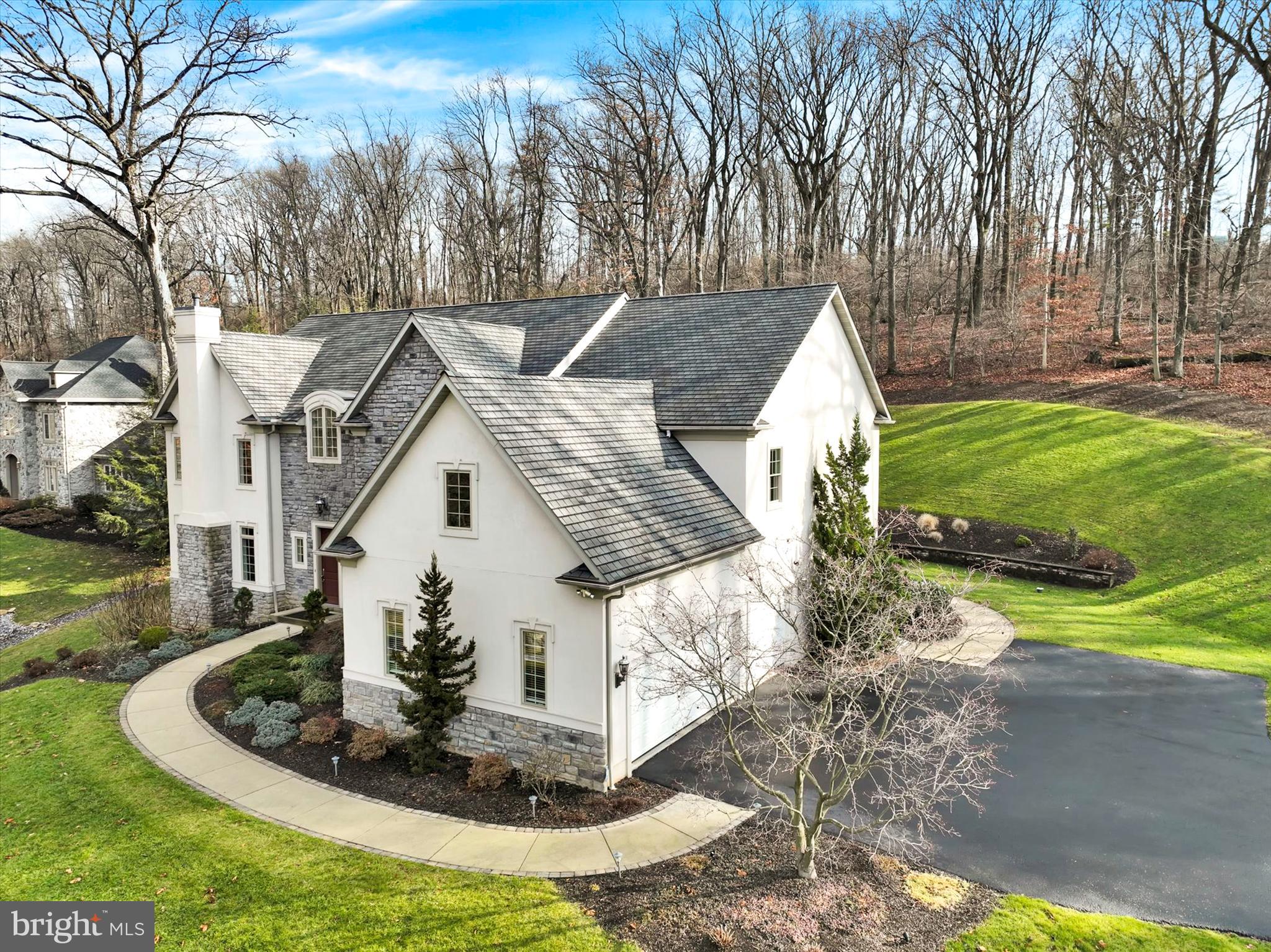 INVERNESS AT SPRIN - Residential